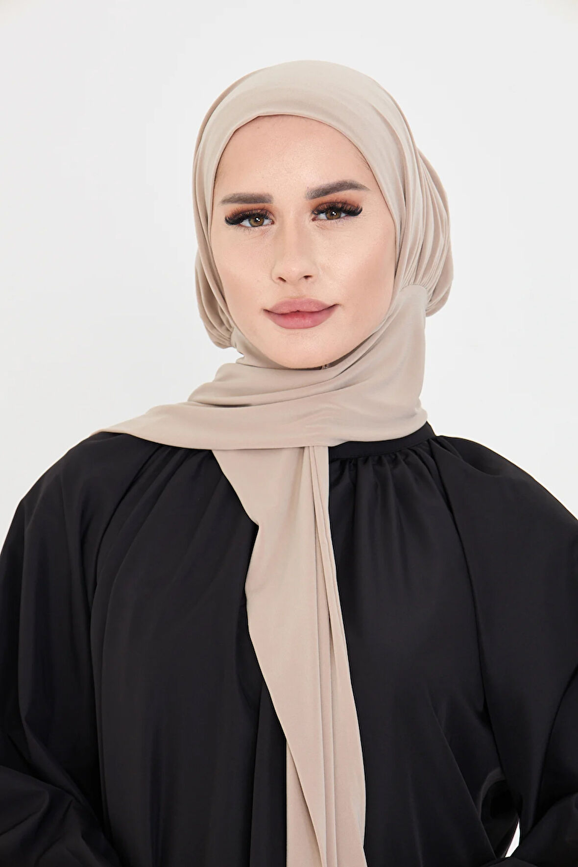 Bej Pratik Hazır Geçmeli Tesettür Bone Sandy Boyunluklu Çıtçıtlı 2505_12