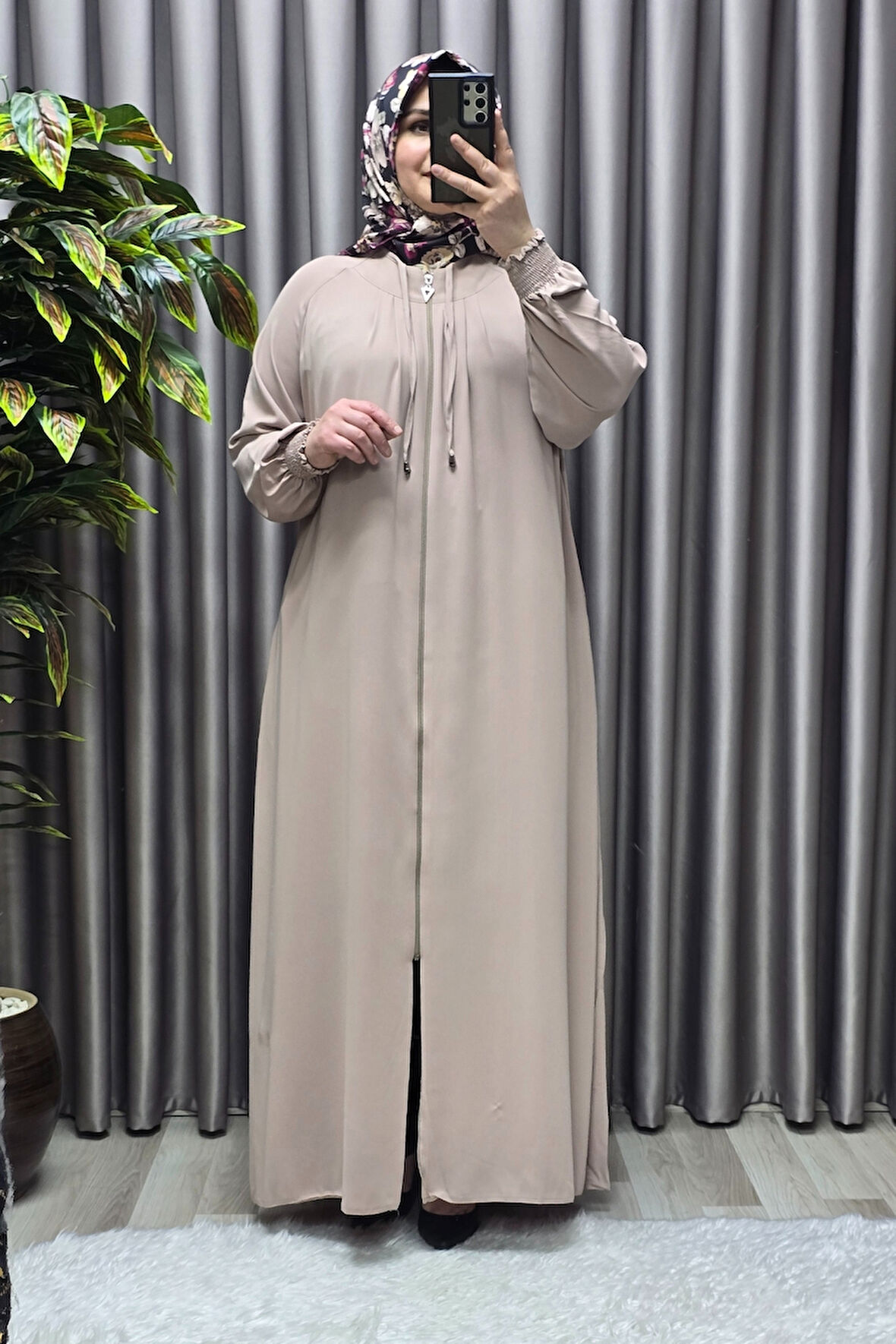 Kadın Tesettür Giyim  Büyük Beden Nur Robalı Krep Ferace 