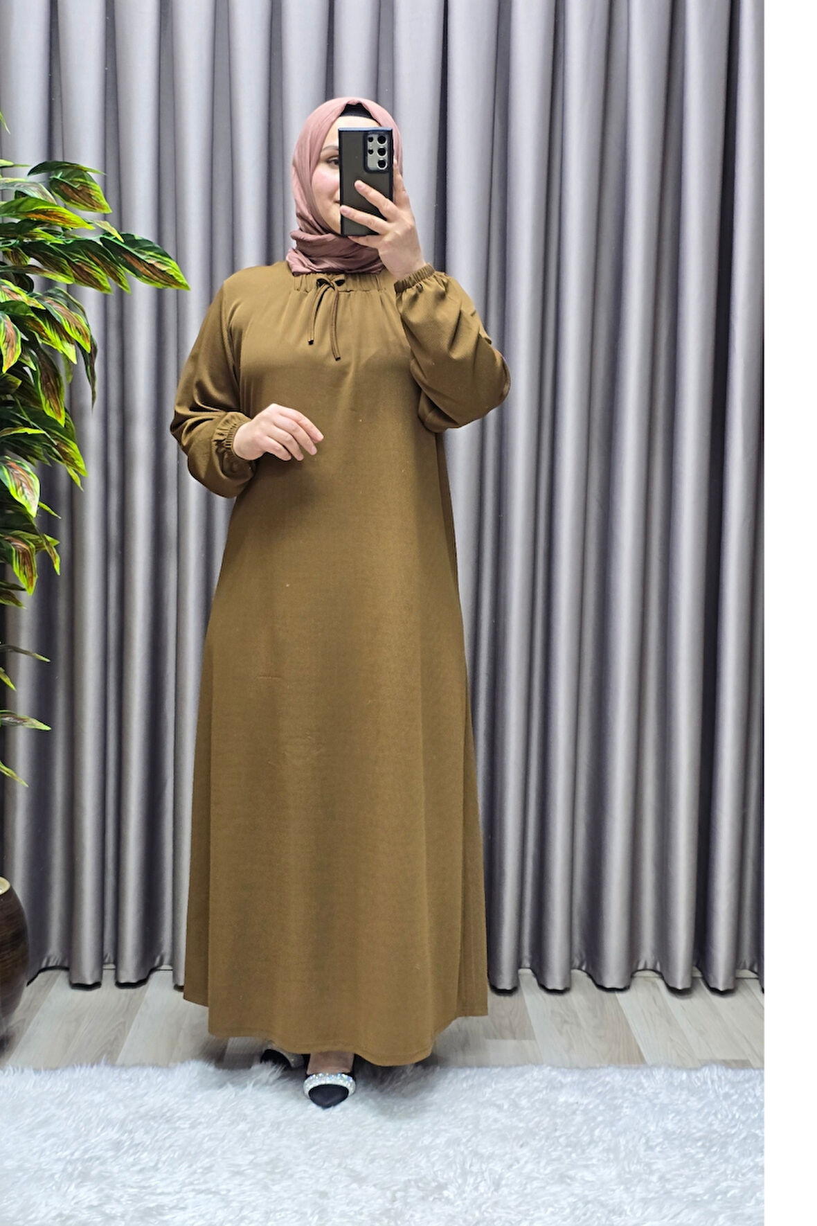 Kadın Tesettür Giyim Büyük Beden Kare Yaka Robalı Lina Elbise 