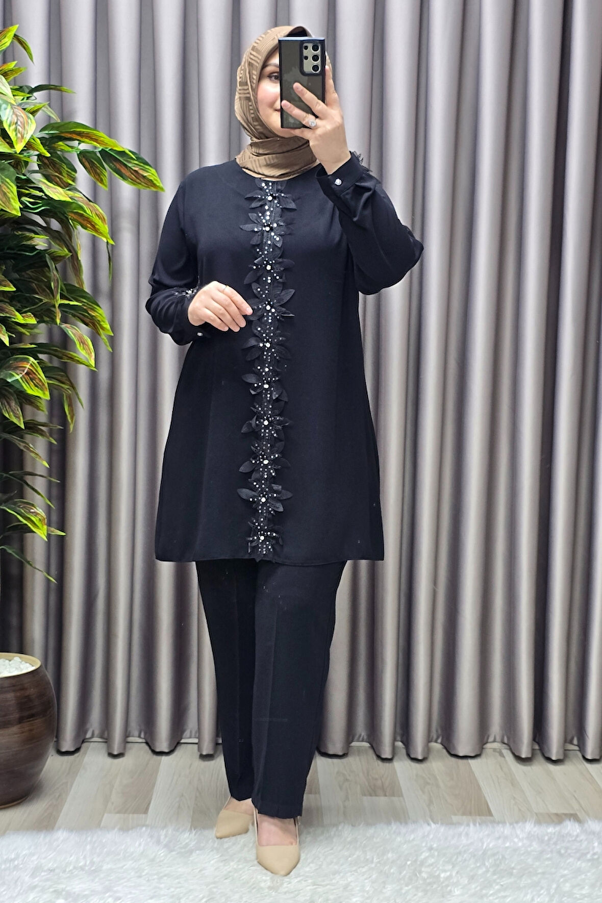 Kadın Tesettür Giyim Büyük Beden Kabartma Çiçekli Krep İkili Takım 