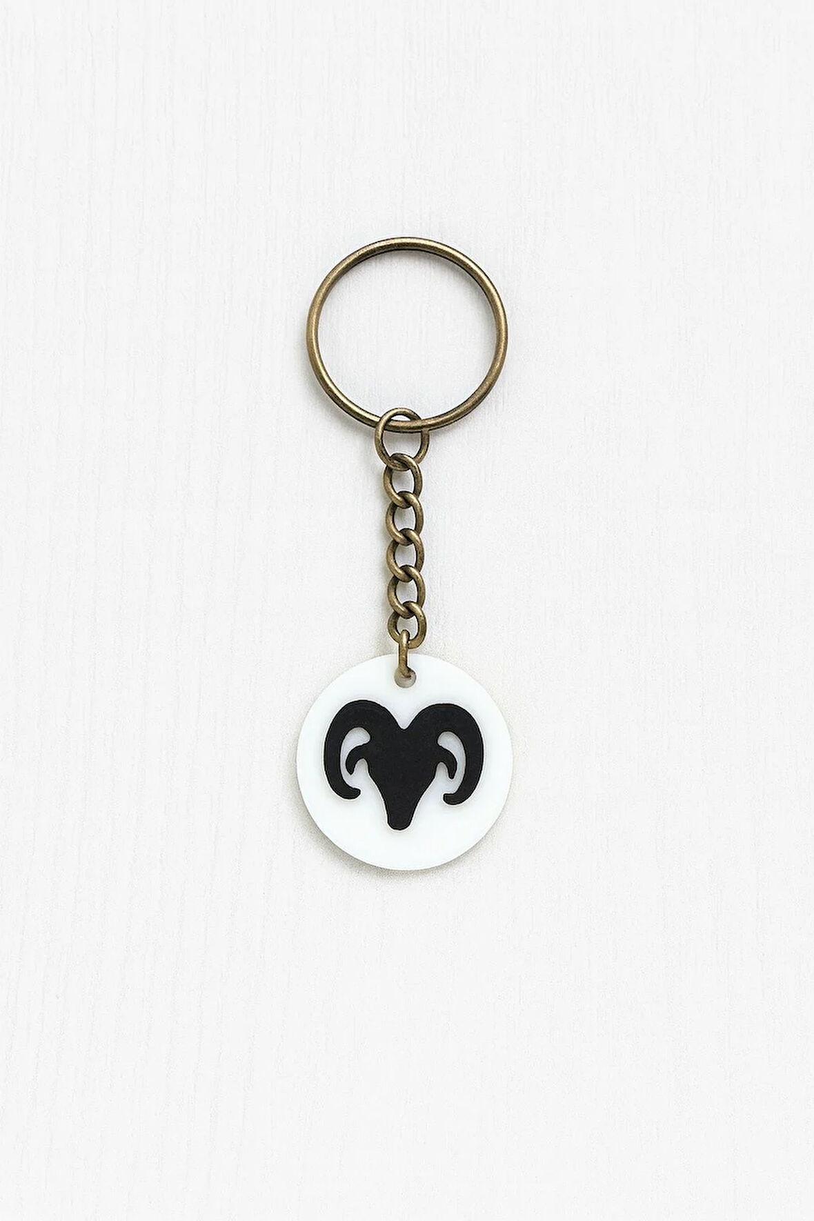 Koç Burcu NFC Anahtarlık – Akıllı Temassız Bağlantı Özellikli Burç Anahtarlığı (3,5 cm)