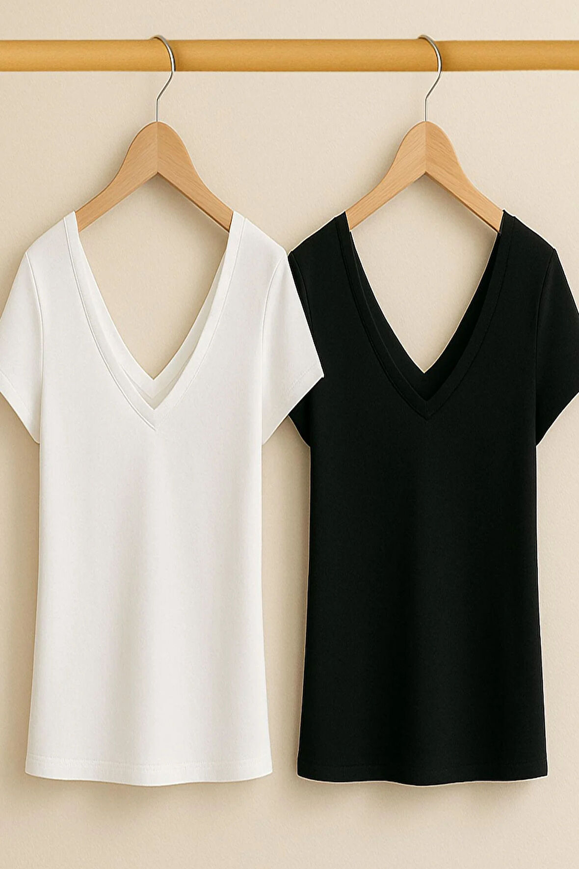 2 Adet Ön ve Arka V Yaka Basic Pamuklu Tişört