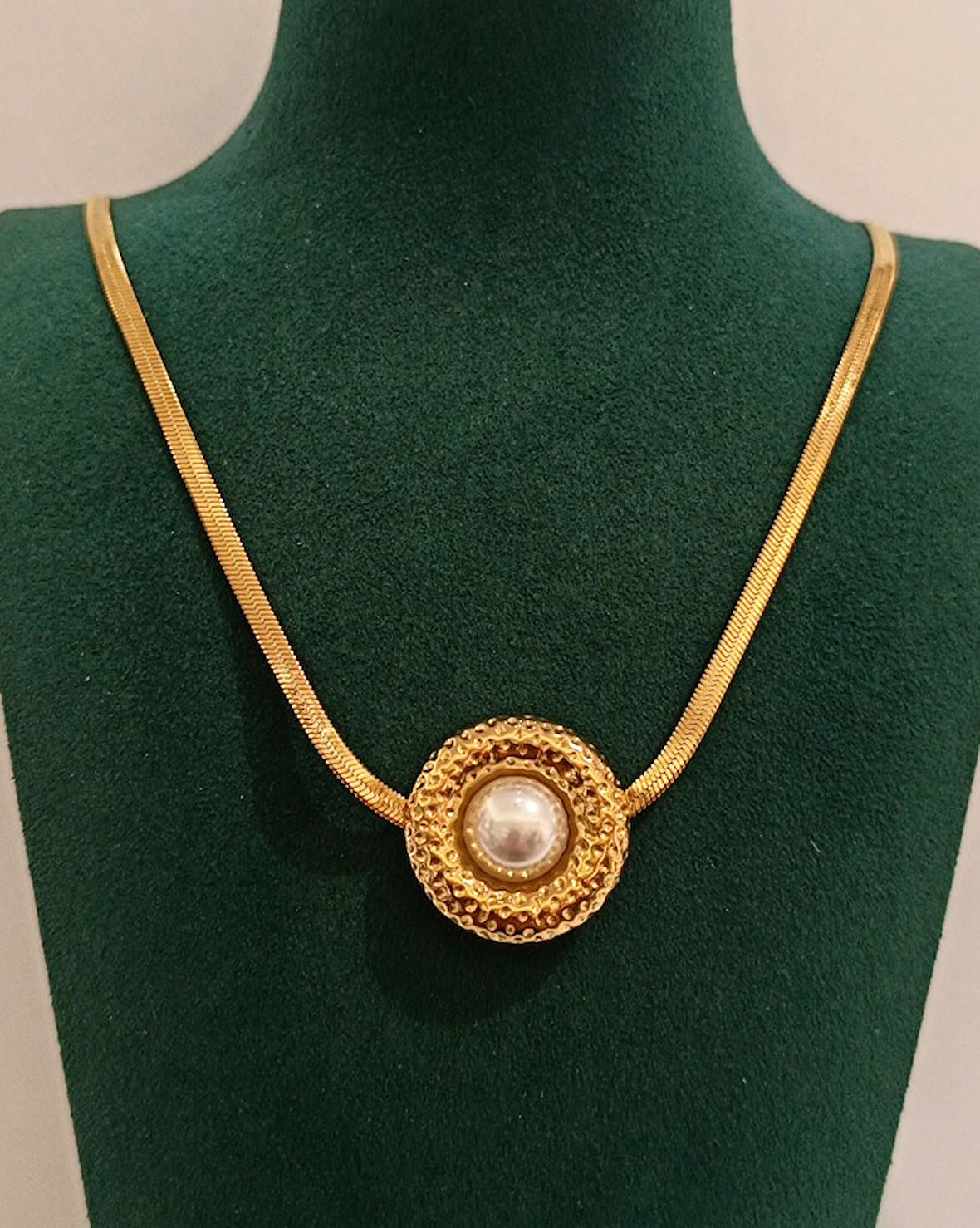 Monalisa Home Gold Renk Lüks İnci Figürlü Gösterişli Kolye