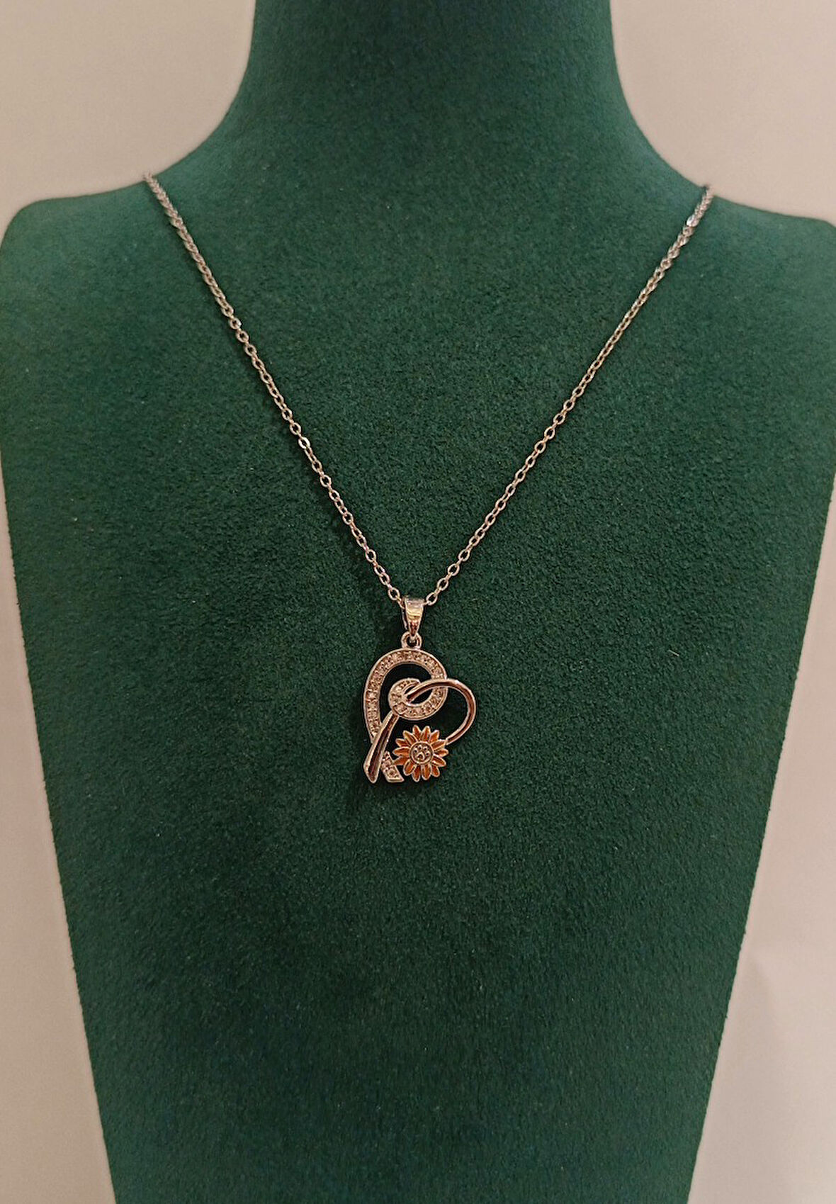 Monalisa Home Gümüş Renk Lüks Figürlü Gösterişli Kolye