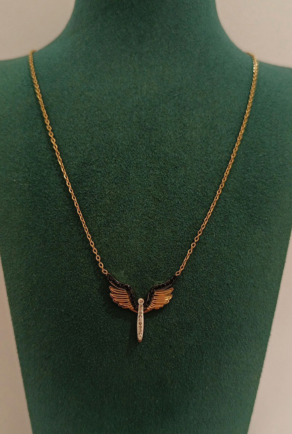 Monalisa Home Lüks Gold Renk Yusufcuk Kuşu Figürlü Gösterişli  Kolye