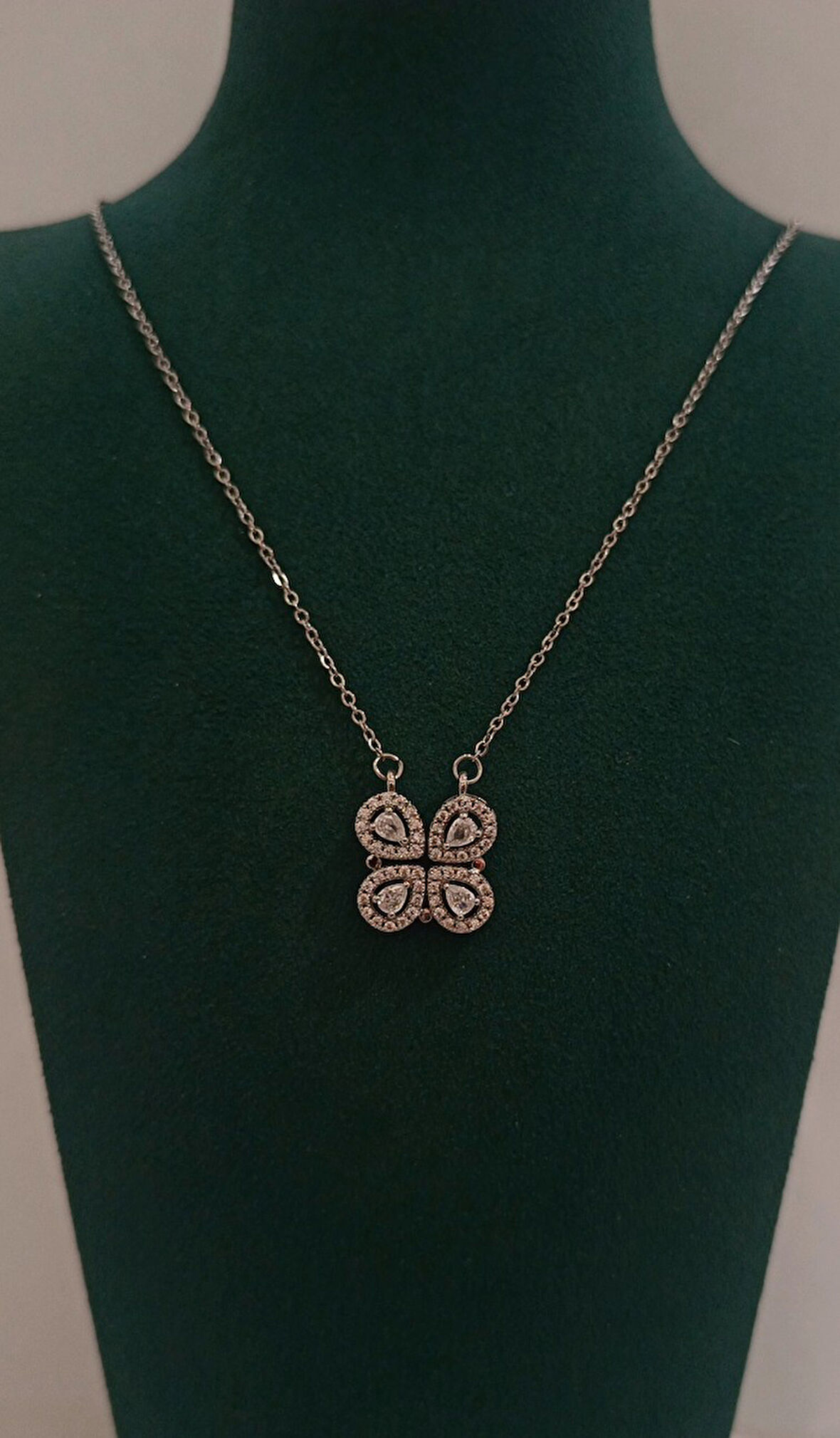 Monalisa Home Lüks Gümüş Renk Çiçek Figürlü Gösterişli  Kolye