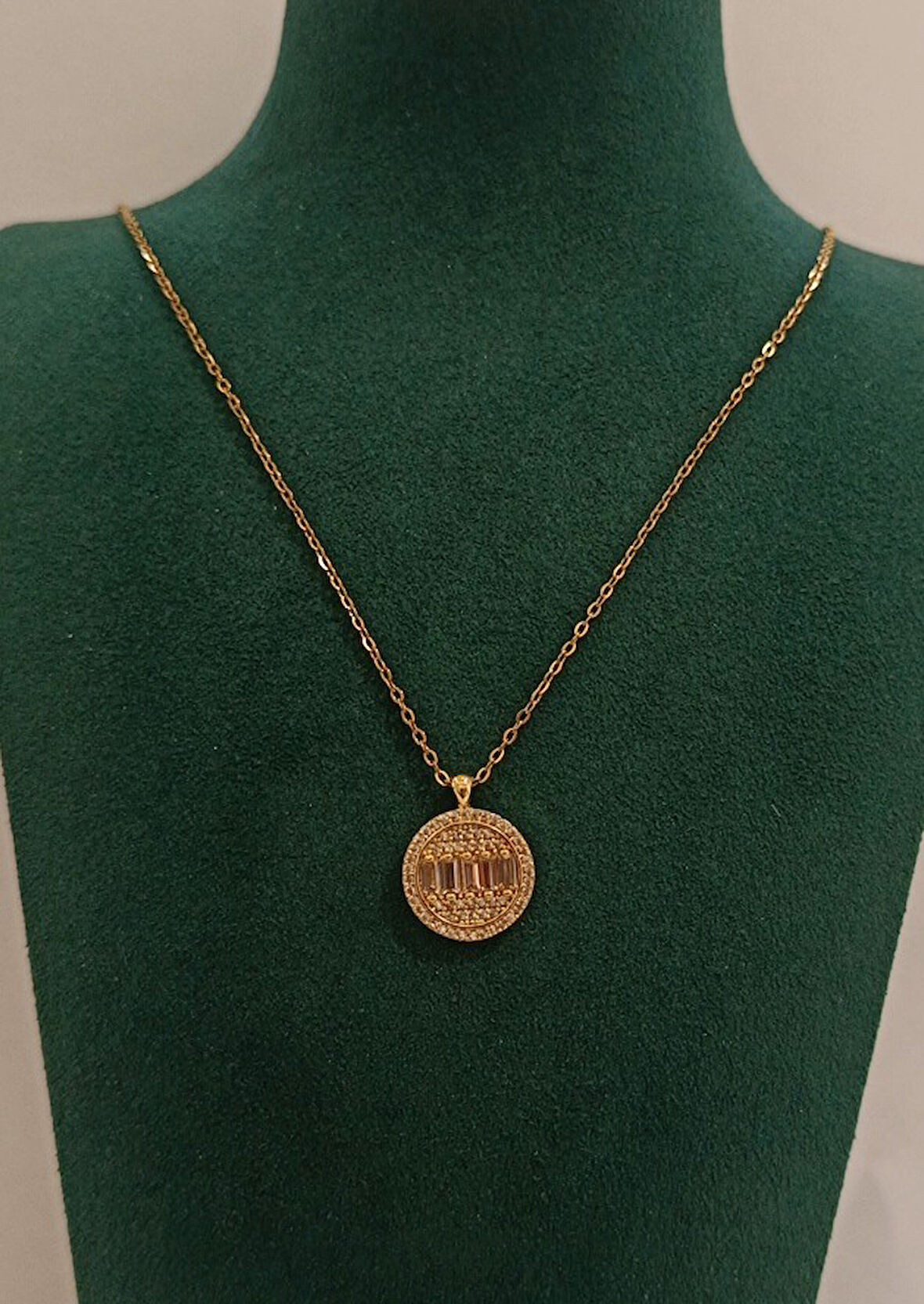 Monalisa Home Lüks Gold Renk Figürlü Gösterişli  Kolye