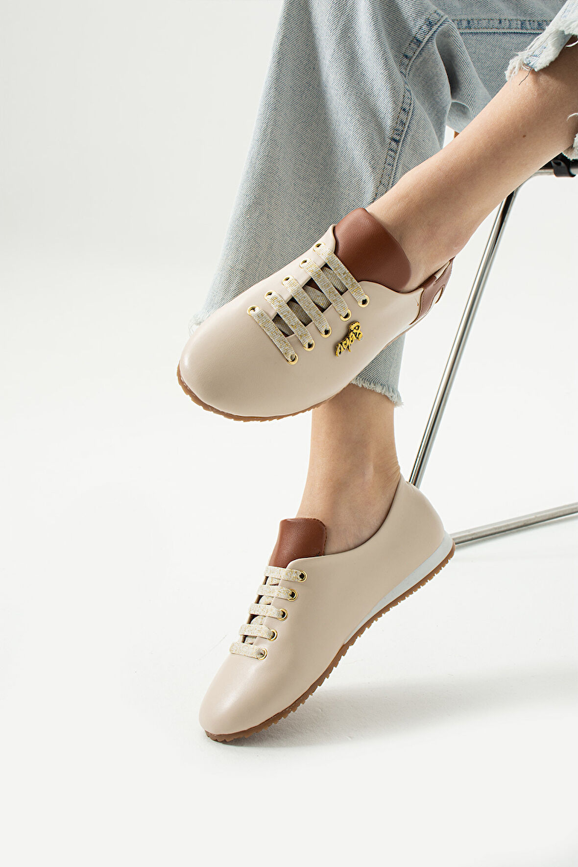 Bej Simli Bağcıklı Günlük Ortapedik İç Taban Kadın Sneaker