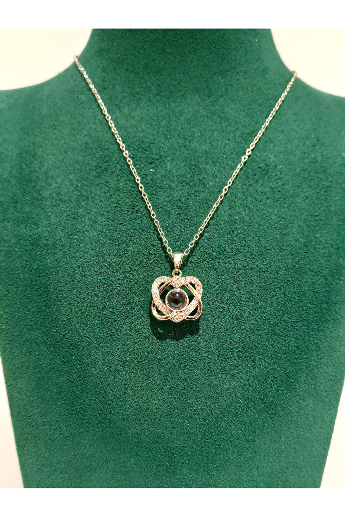 Monalisa Home Gümüş Renk Lüks Figürlü Gösterişli Kolye