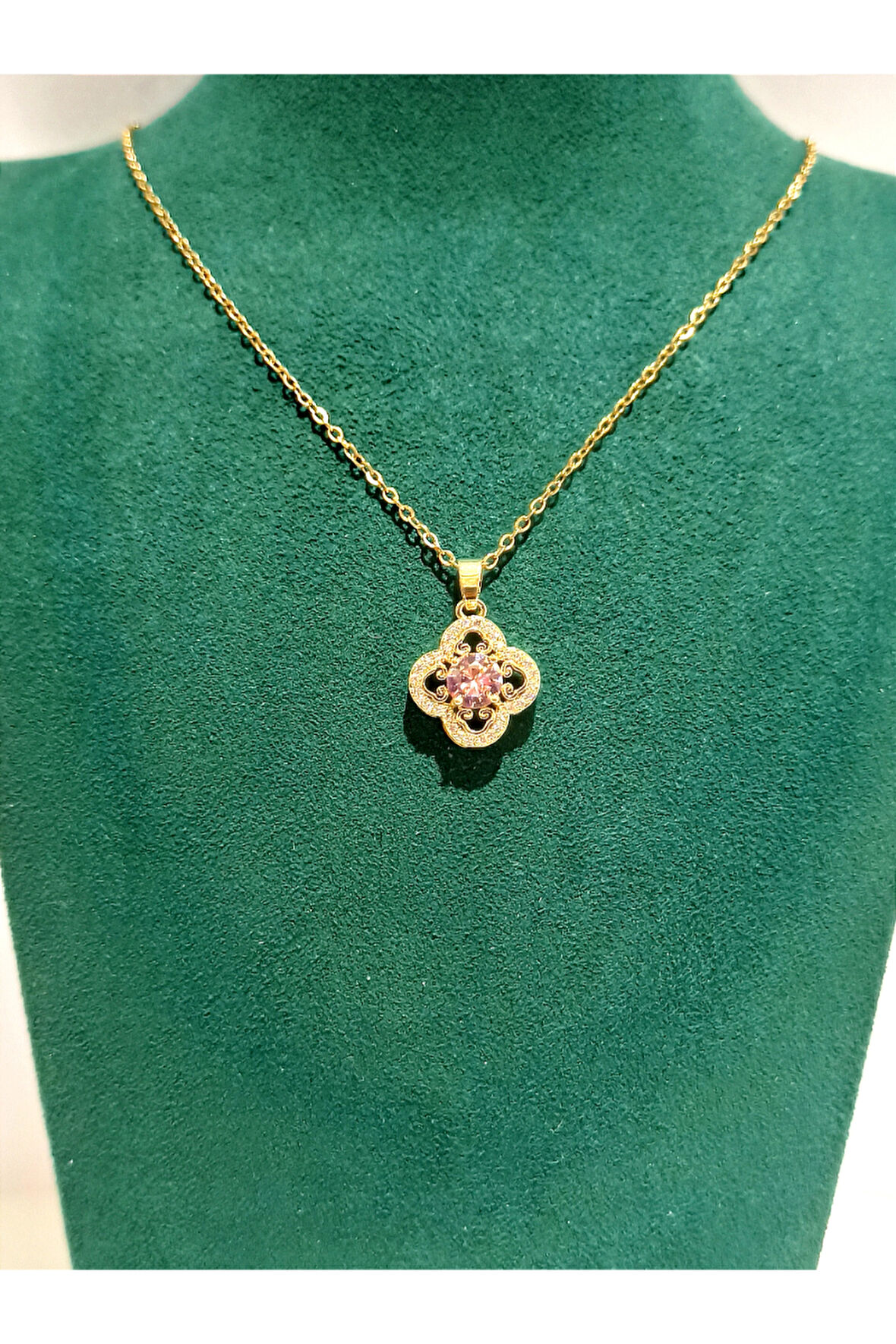 Monalisa Home Gold Renk Lüks Figürlü Gösterişli Kolye