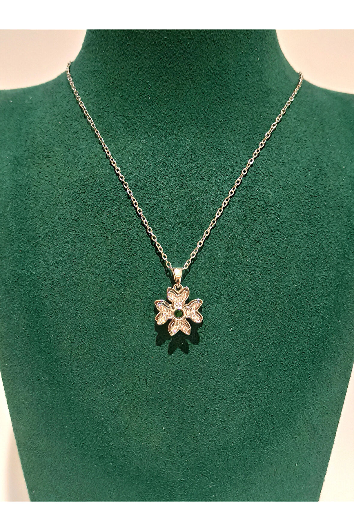 Monalisa Home Gümüş Renk Lüks Figürlü Gösterişli Kolye