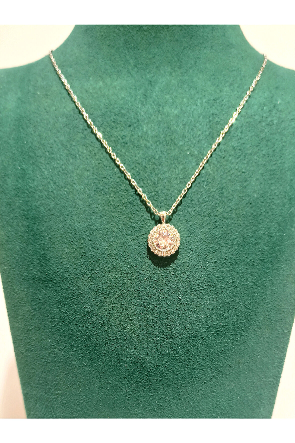 Monalisa Home Gold Renk Lüks Figürlü Gösterişli Kolye