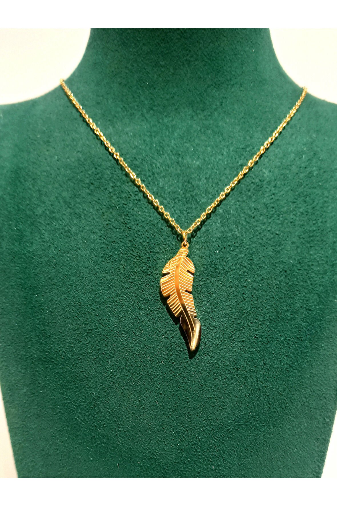 Monalisa Home Gold Renk Lüks Figürlü Gösterişli Kolye