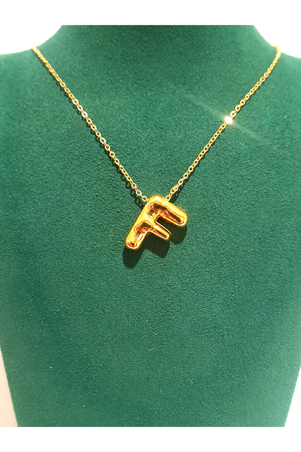 Monalisa Home Gold Renk Lüks Figürlü Gösterişli Harf Kolye