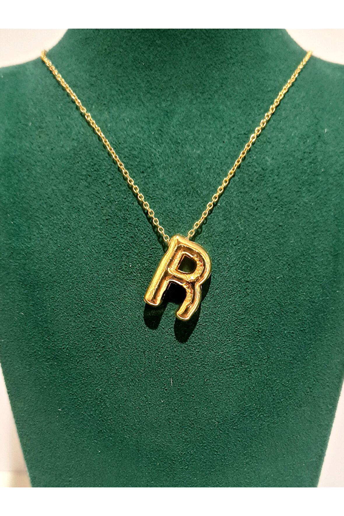 Monalisa Home Gold Renk Lüks Figürlü Gösterişli Harf Kolye