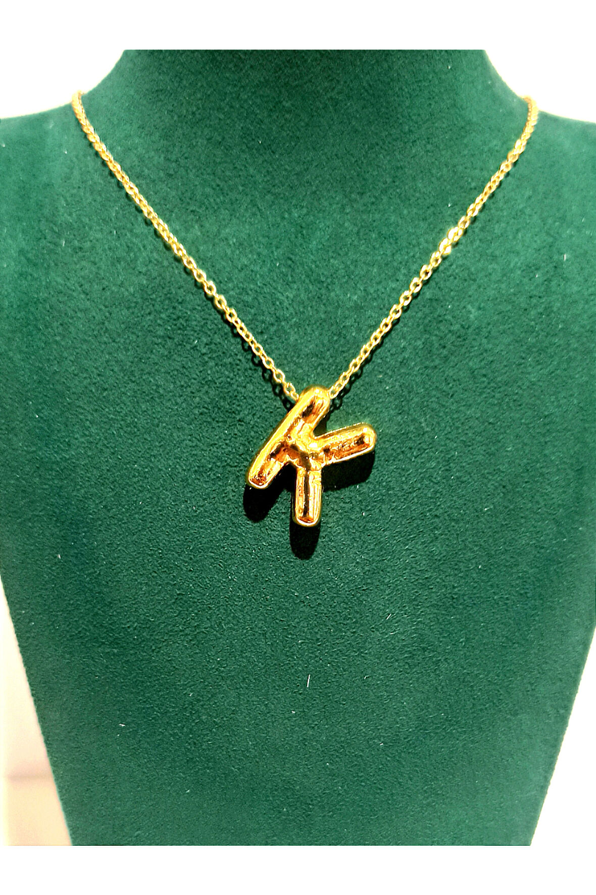 Monalisa Home Gold Renk Lüks Figürlü Gösterişli Harf Kolye