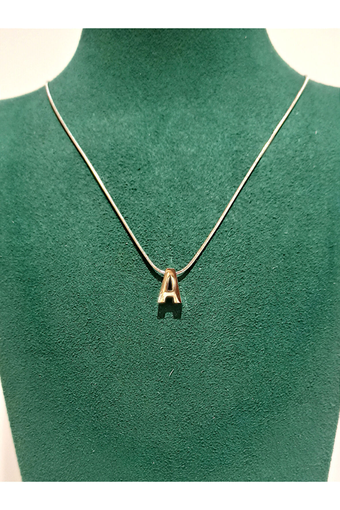 Monalisa Home Gümüş Renk Lüks Figürlü Gösterişli Harf Kolye