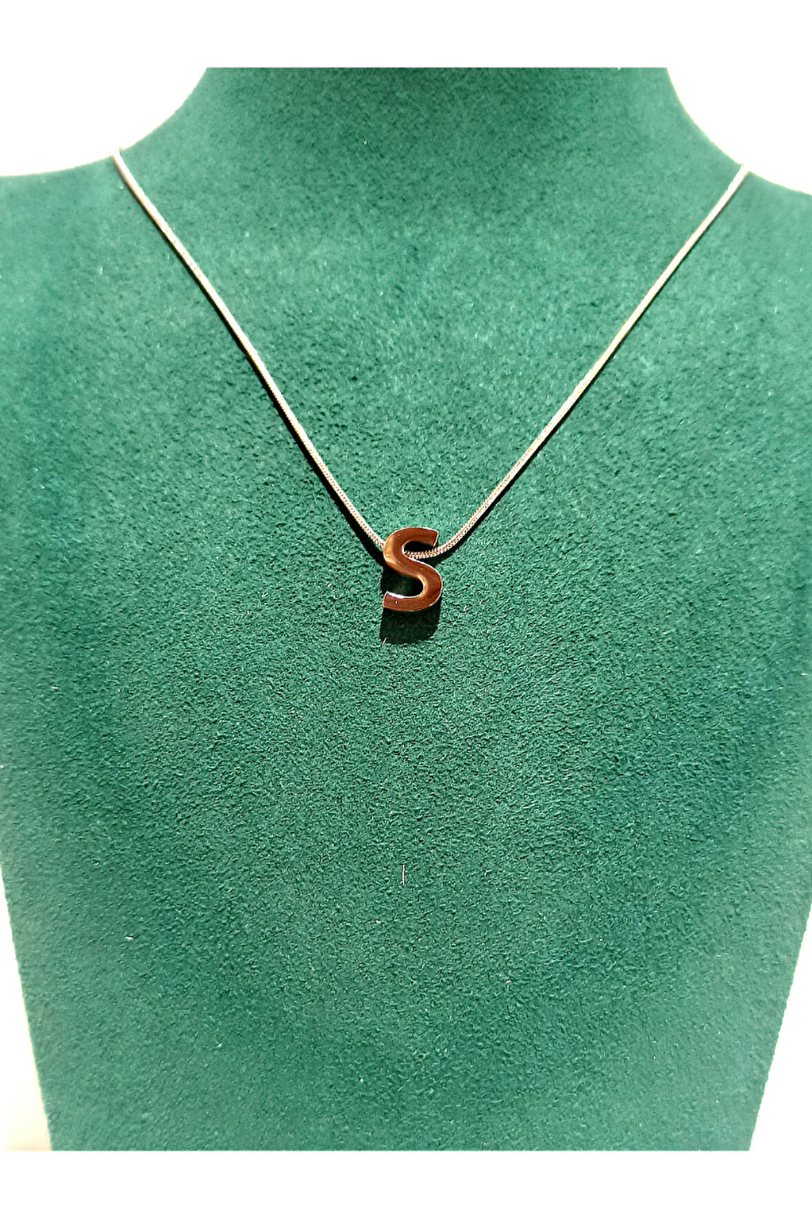 Monalisa Home Gümüş Renk Lüks Figürlü Gösterişli Harf Kolye