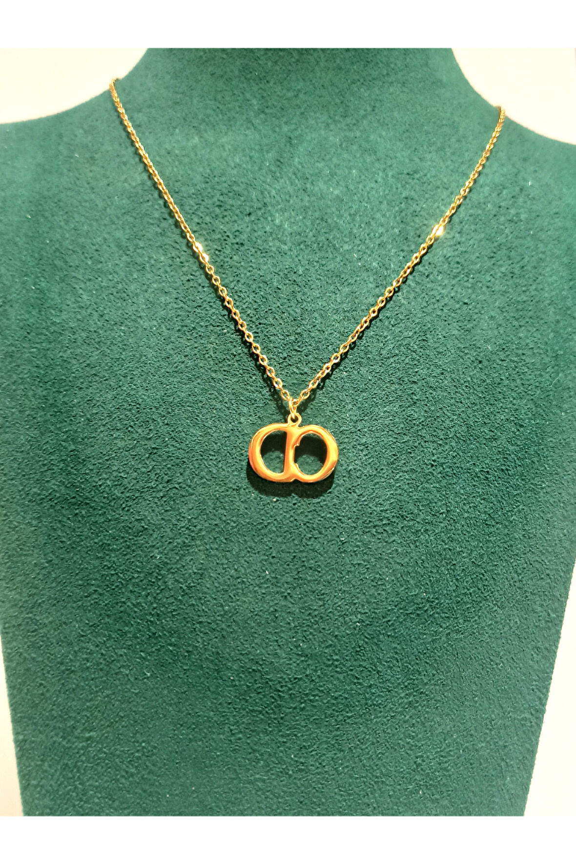 Monalisa Home Gold Renk Lüks Figürlü Gösterişli Harf Kolye