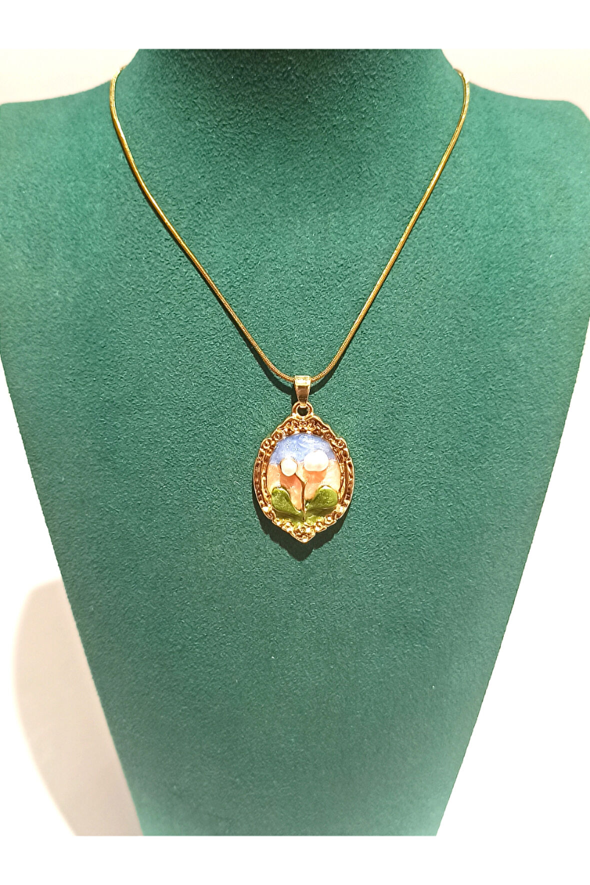 Monalisa Home Gold Renk Lüks Figürlü Gösterişli  Kolye