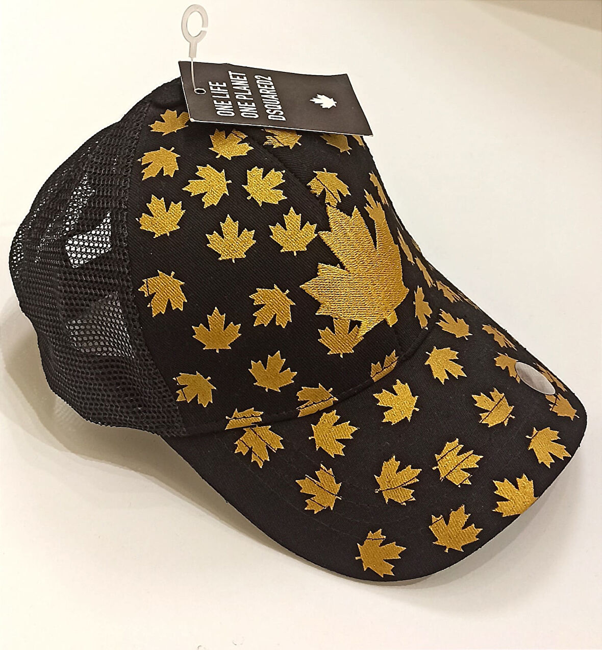 Monalisa Home Şık Siyah Renkli  ,Sarı Yaprak Yaldızlı  Şapka