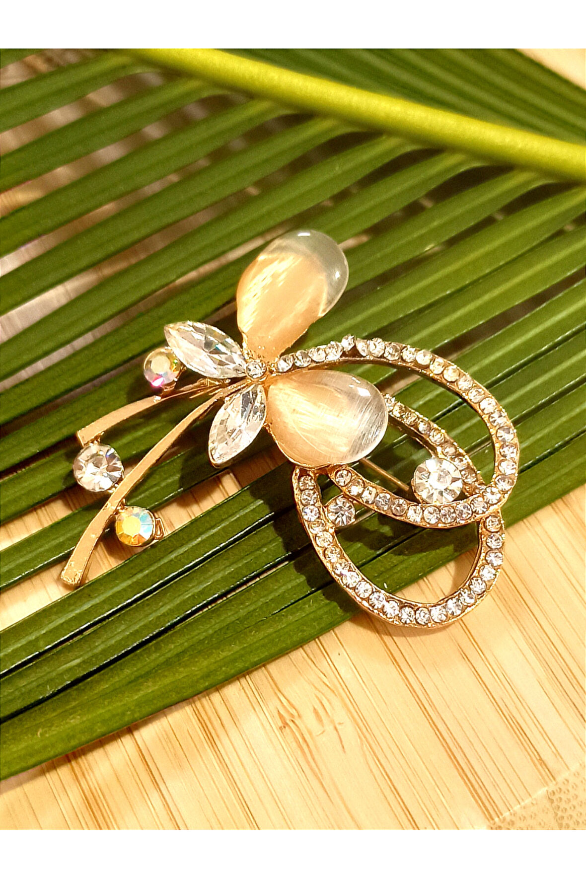 Monalisa Home  İncili Taşlı  Figürlü Broş