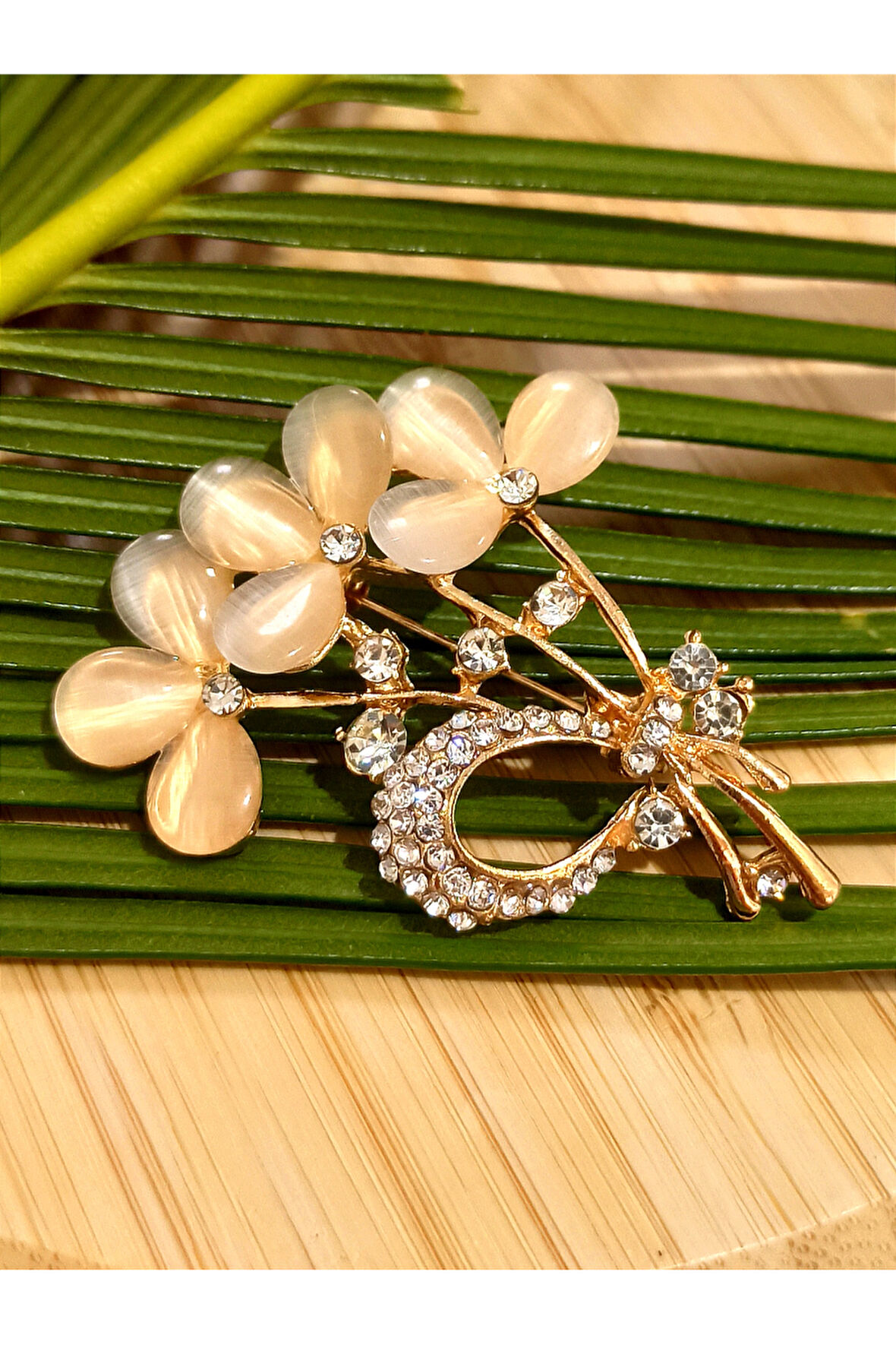 Monalisa Home Demet Gül  Figürlü Broş