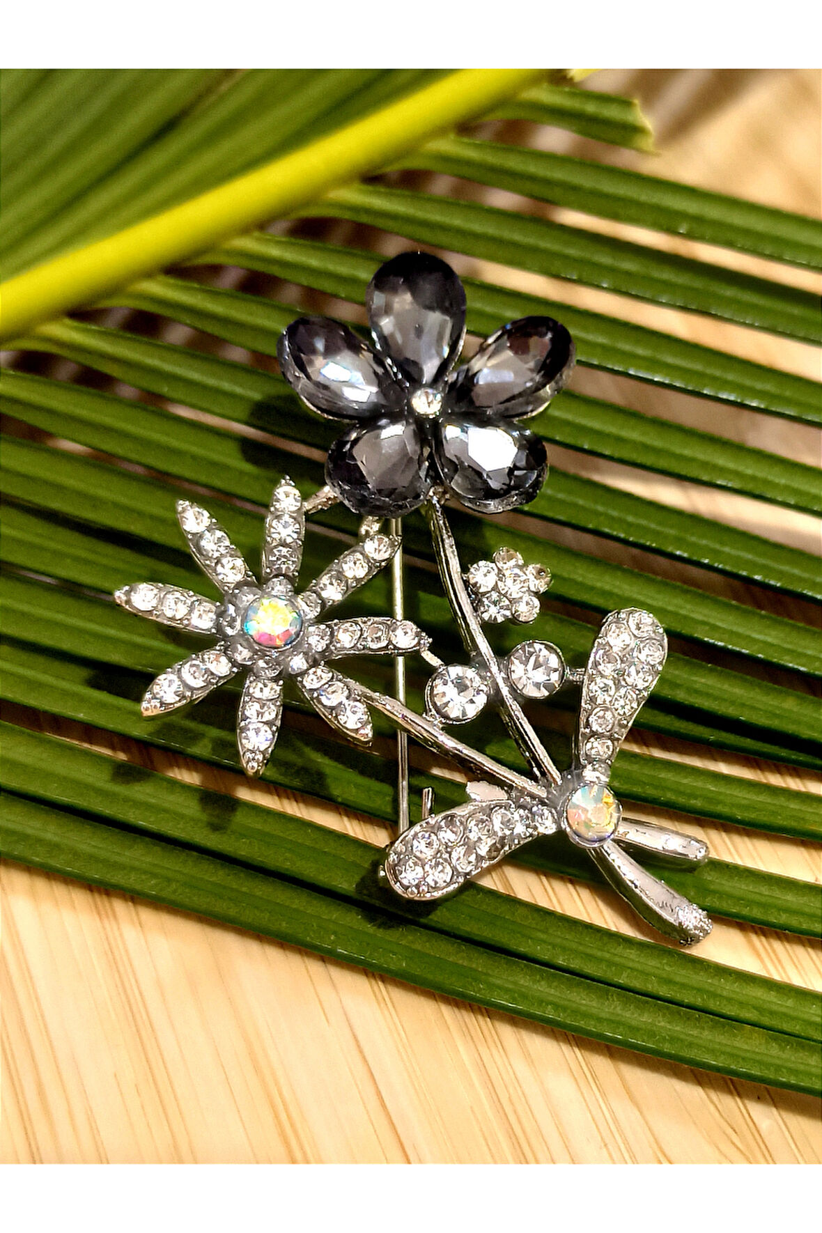 Monalisa Home Demet Gül  Figürlü Broş