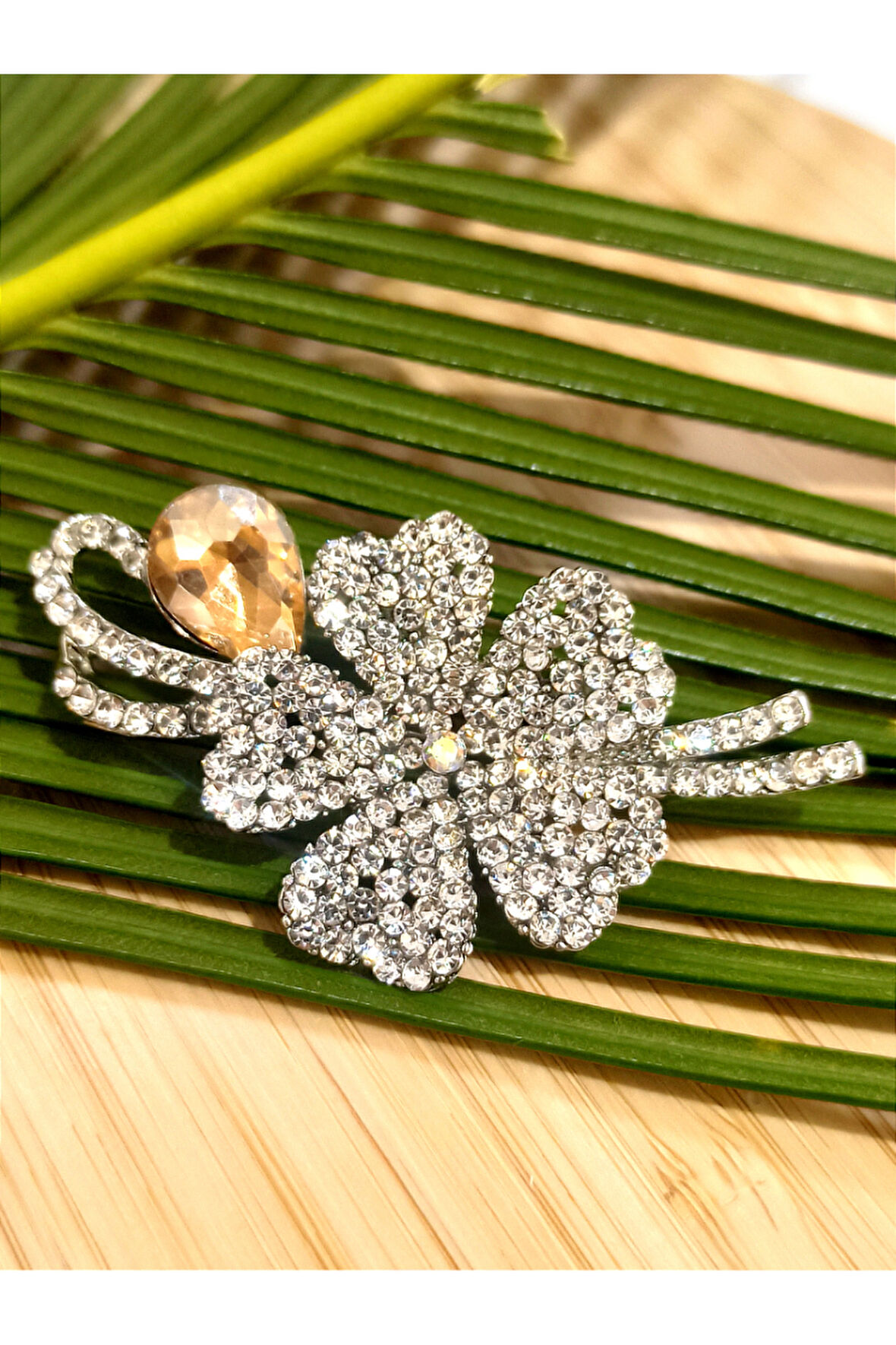 Monalisa Home Pembe Taşlı  Figürlü Broş