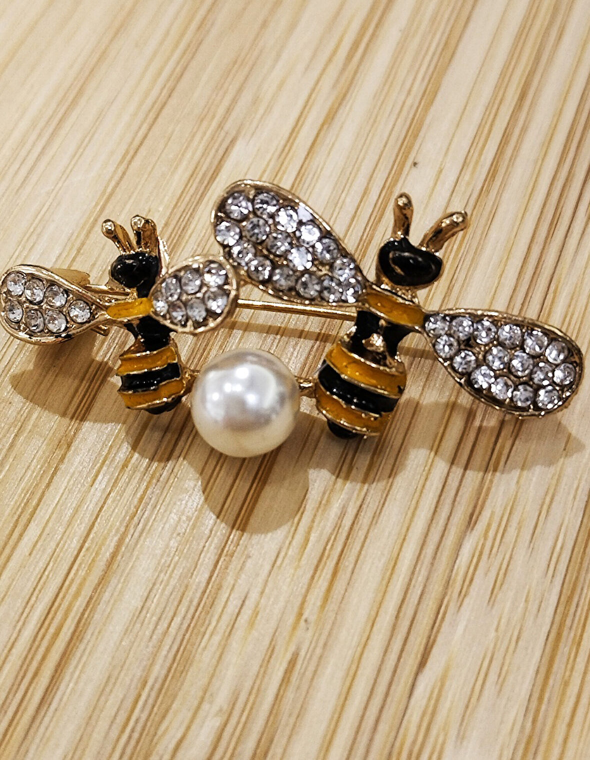 Monalisa Home Arı Figürlü Broş