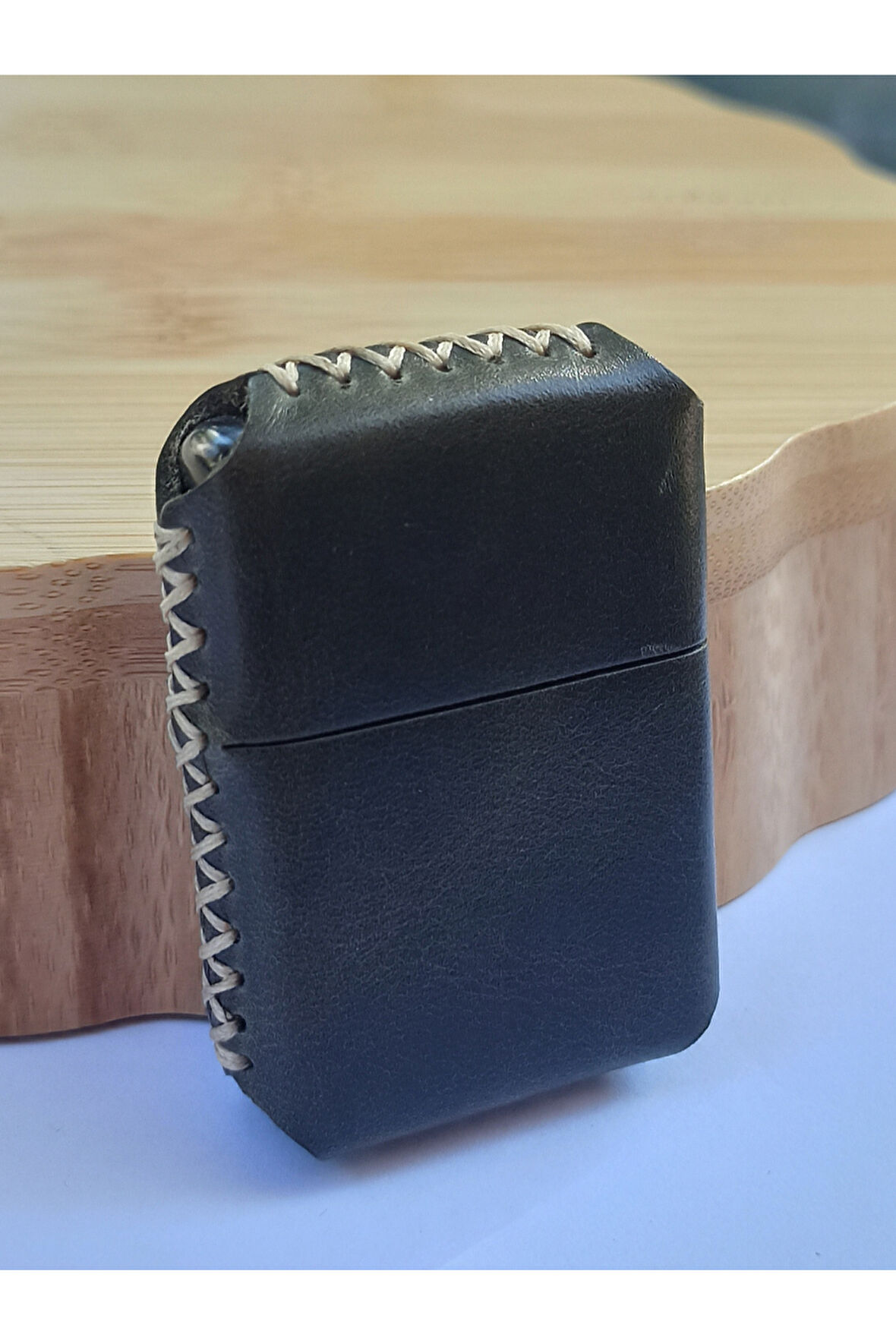 Monalisa Home Renkli Gerçek Deri Kılıflı Özel Tasarım Benzinli Çakmak