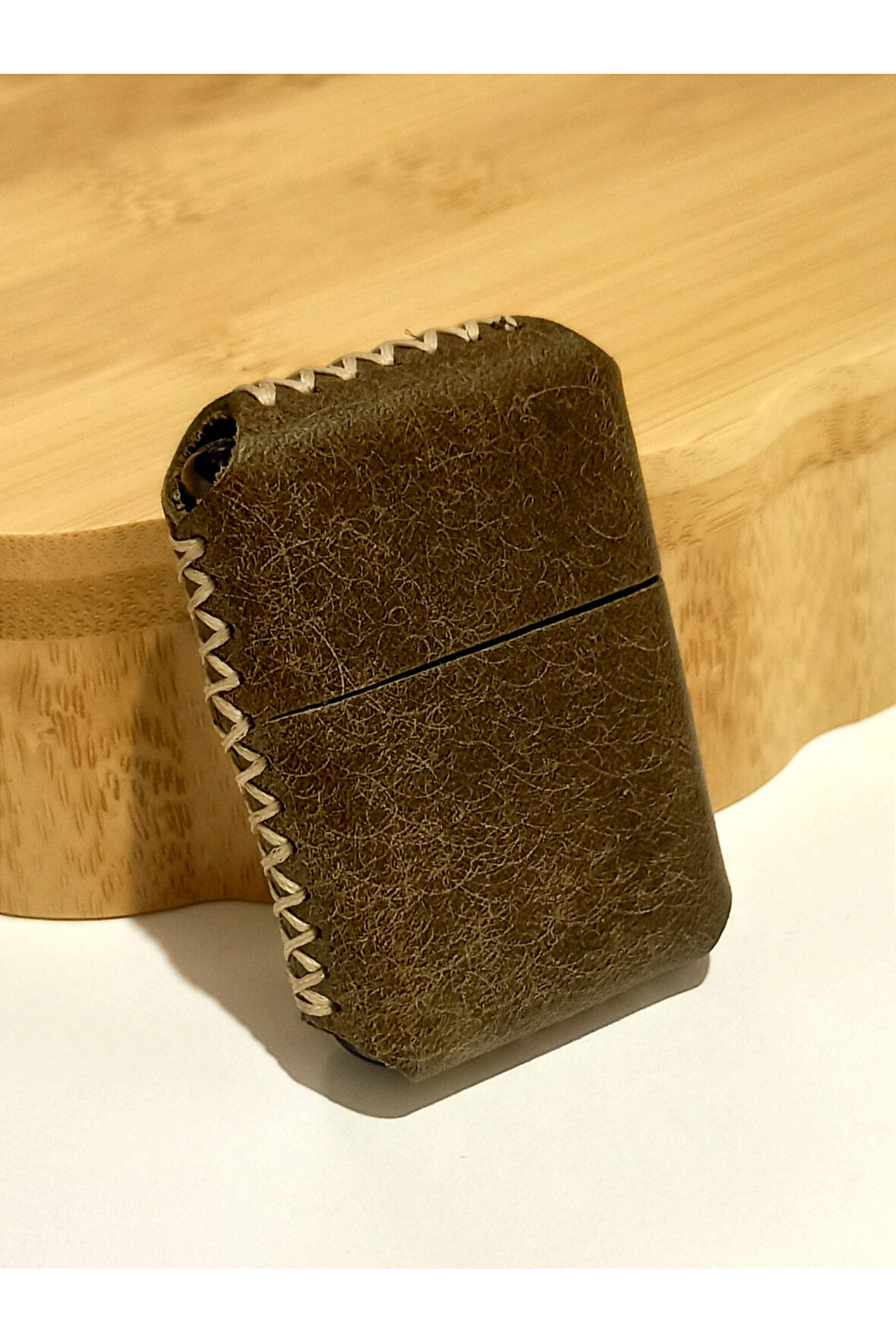 Monalisa Home Renkli Gerçek Deri Kılıflı Özel Tasarım Benzinli Çakmak