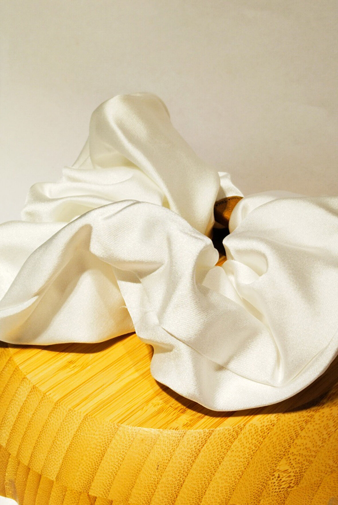 Monalisa Home Gösterişli Beyaz Renk Büyük Esnek Lastik Toka