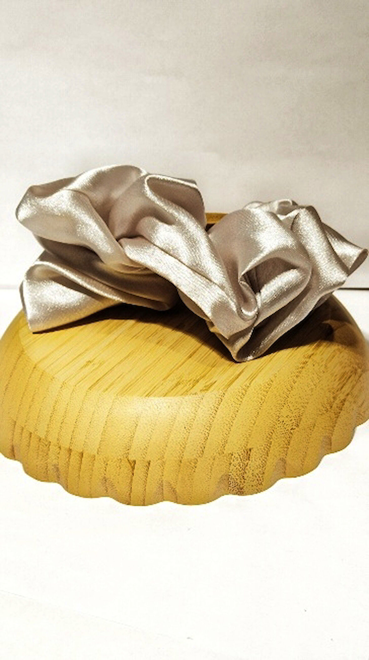 Monalisa Home Gösterişli Parlak Açık Gri Renk Büyük Esnek  Lastik Toka