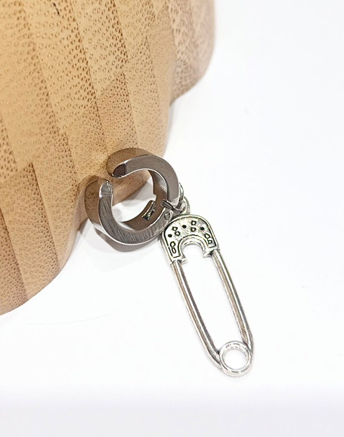 Monalisa Home Çelik Gümüş Renk Figürlü Unisex Küpe