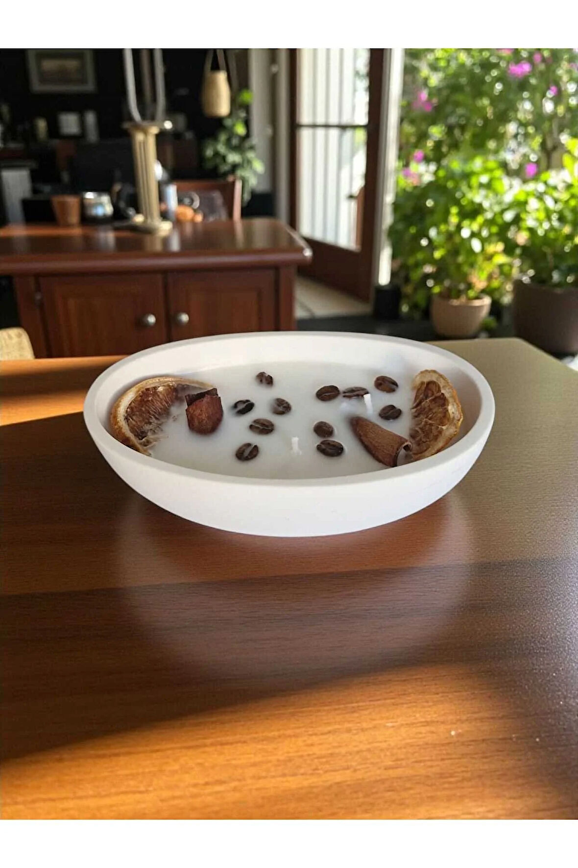 Spiritüel Seri | Lavanta Esanslı, Kahve Çekirdekli, Tarçın ve Portakallı Dekoratif Mum