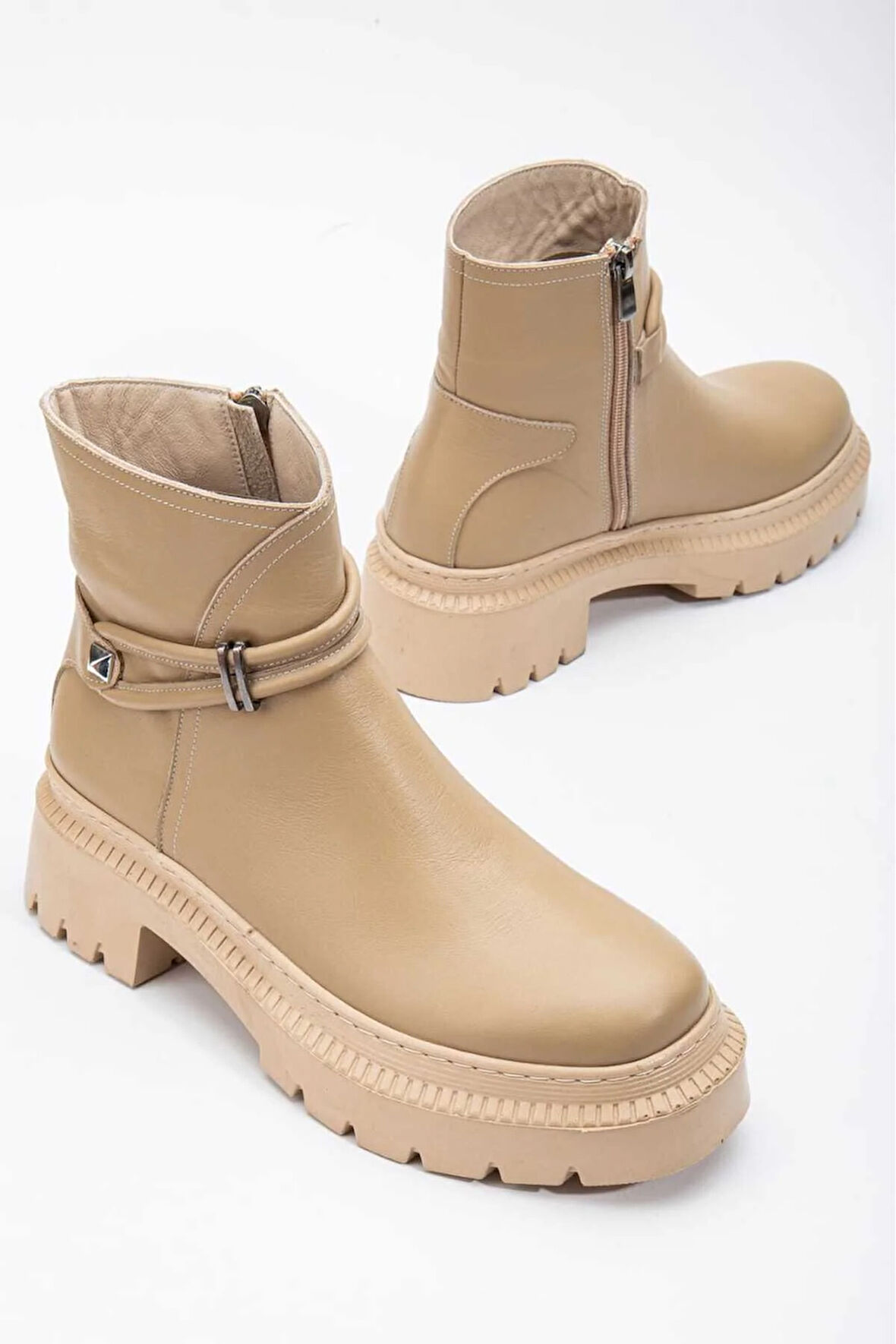 Hakiki Deri Kadın Bot