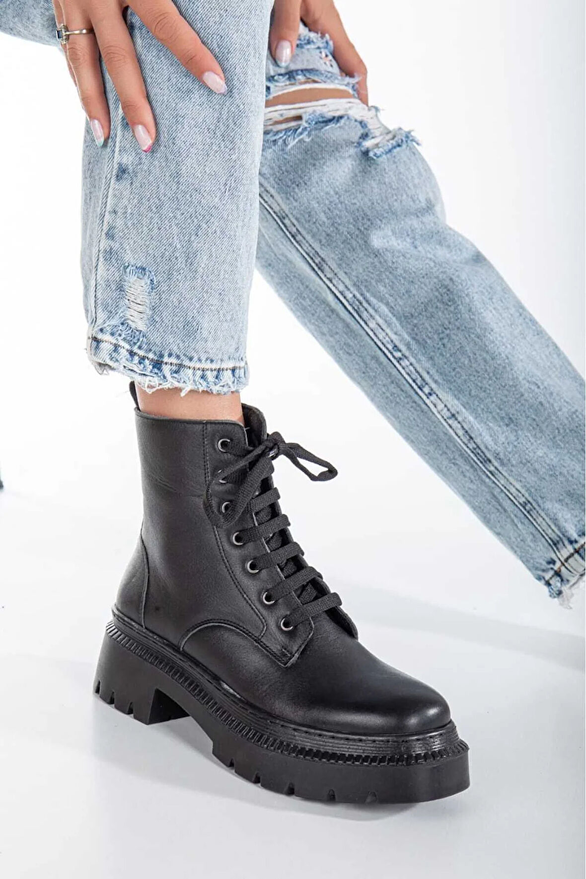 Hakiki Deri Kadın Bot