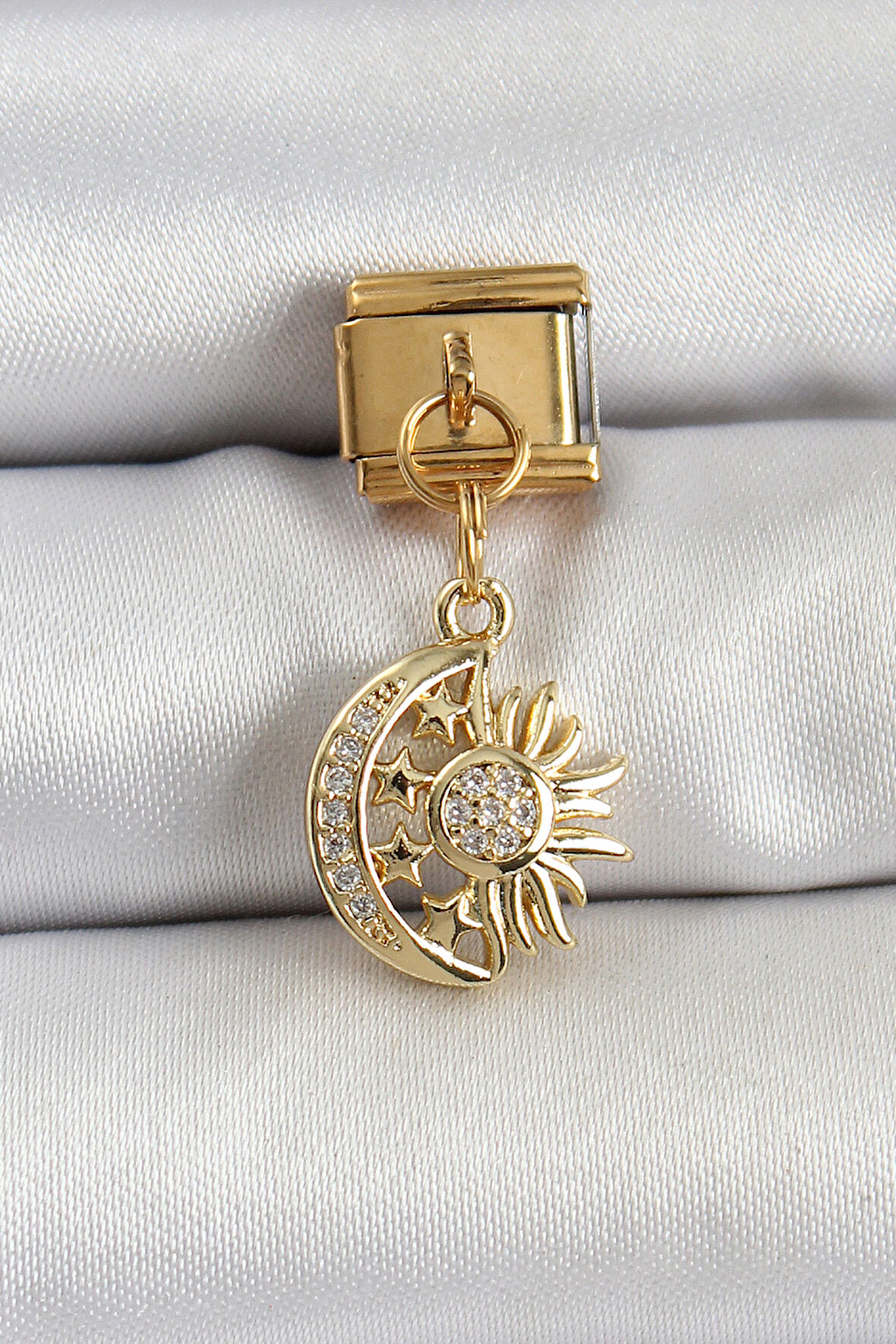  Çelik Sallantılı Zirkon Taşlı Ay Ve Güneş Model Gold Renk Nomination Charm