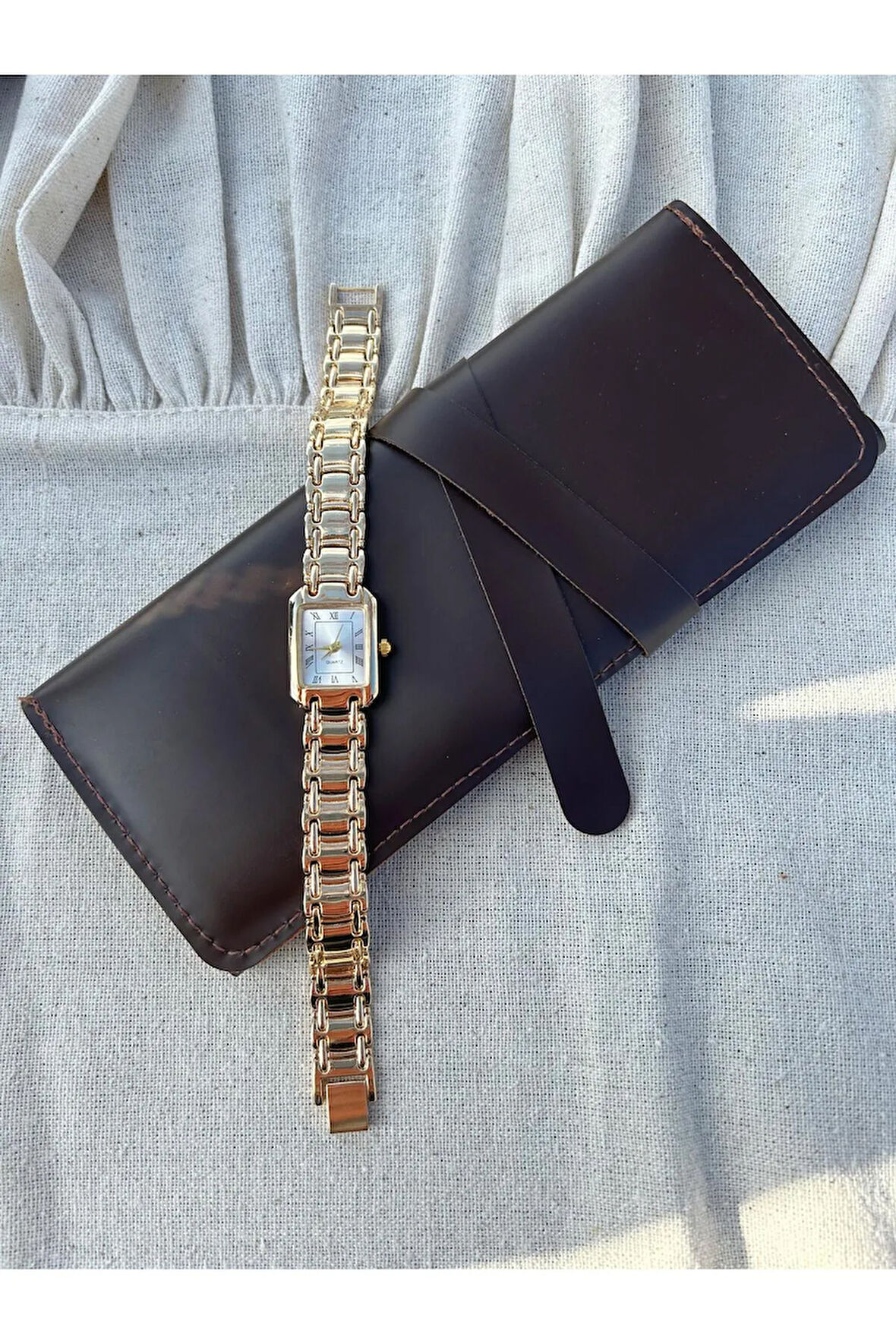 Retro QUARTZ Minimal Metal Kordon Vintage Kadın Kol Saati Altın Renk