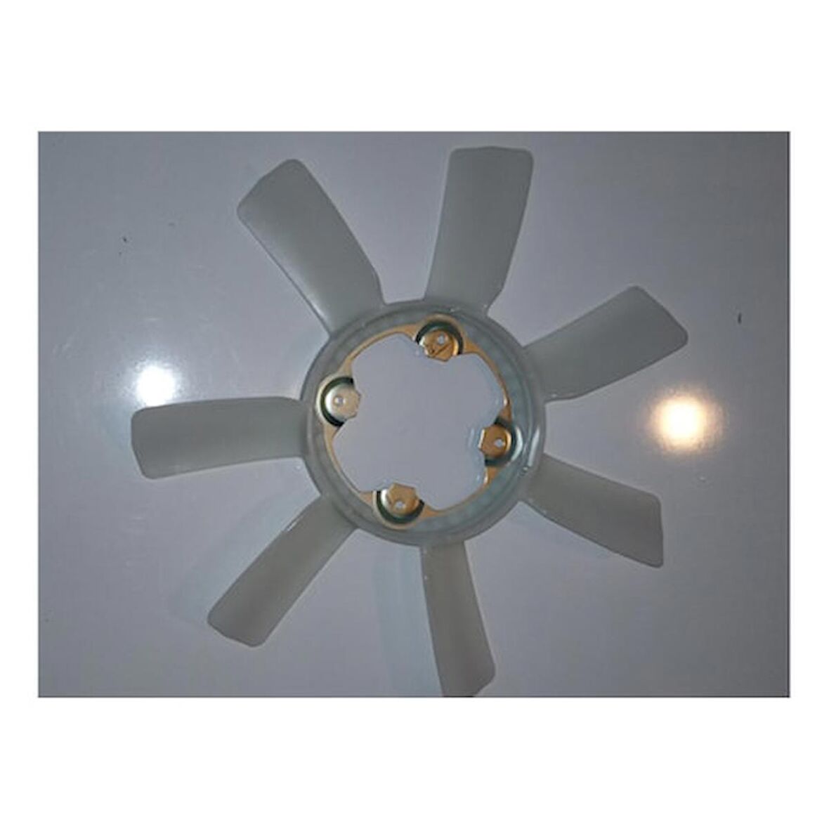 NAVARA FAN PERVANESİ YD25 D40 KASA 21060-EB100