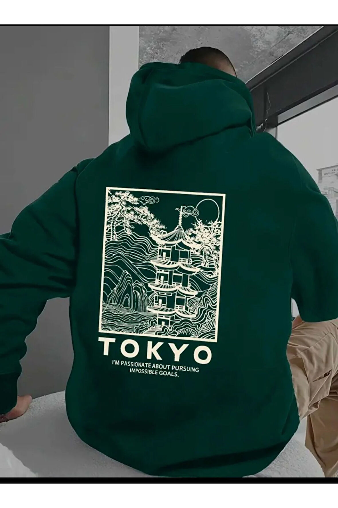 Tokyo Sırt baskılı Kapüşonlu Sweatshirt