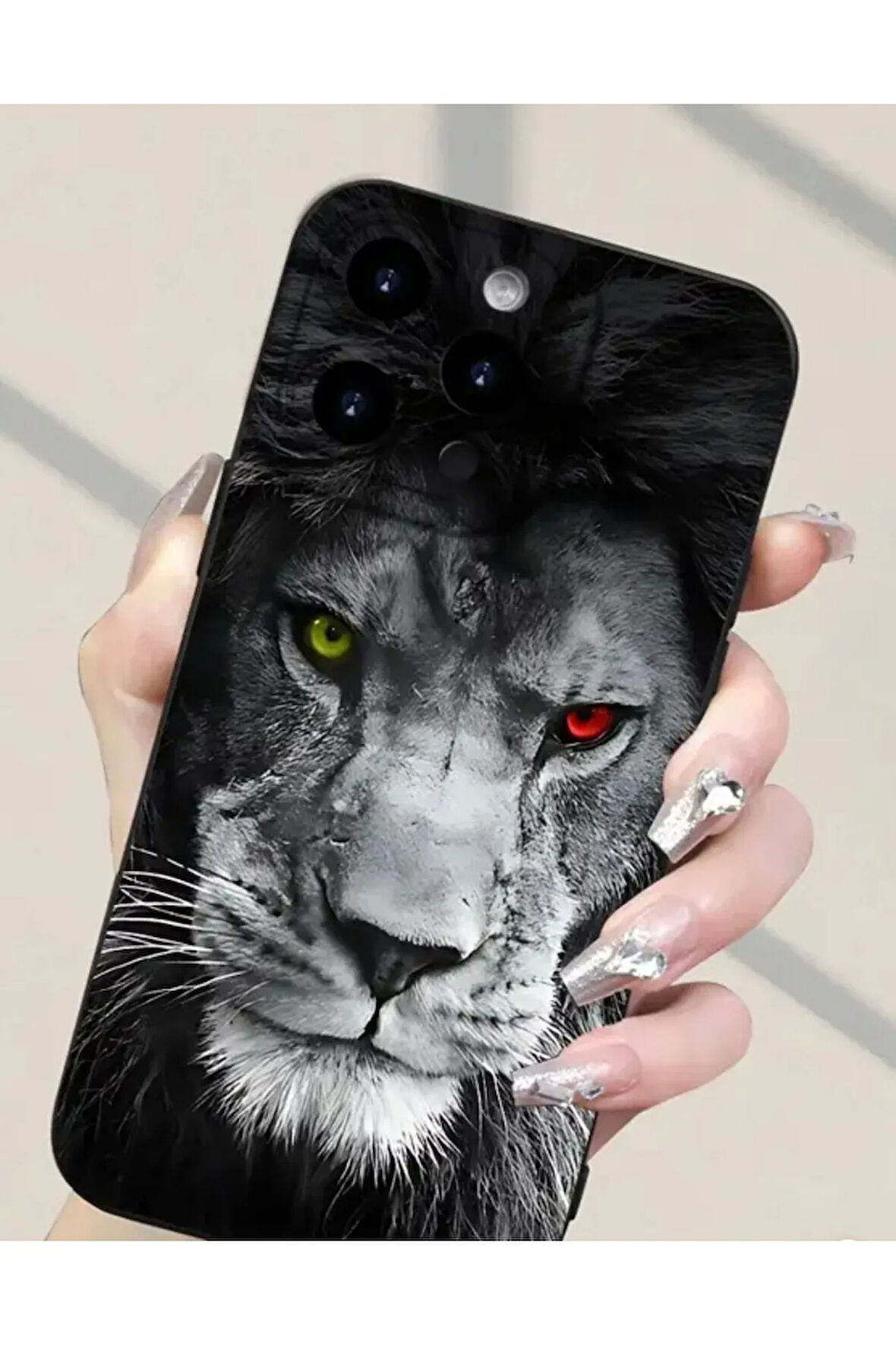 İPHONE 15 PRO MAX UYUMLU ASLANLI ESNEK SİLİKON KILIF