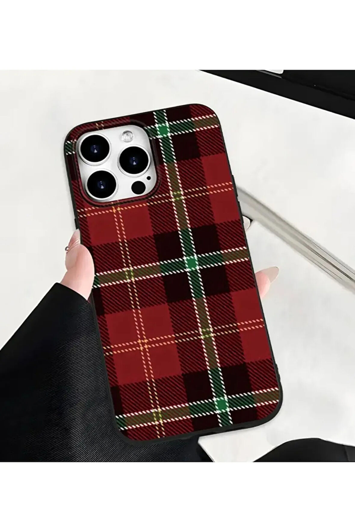 İPHONE 14 UYUMLU EKOSE DESENLİ SİLİKON KILIF