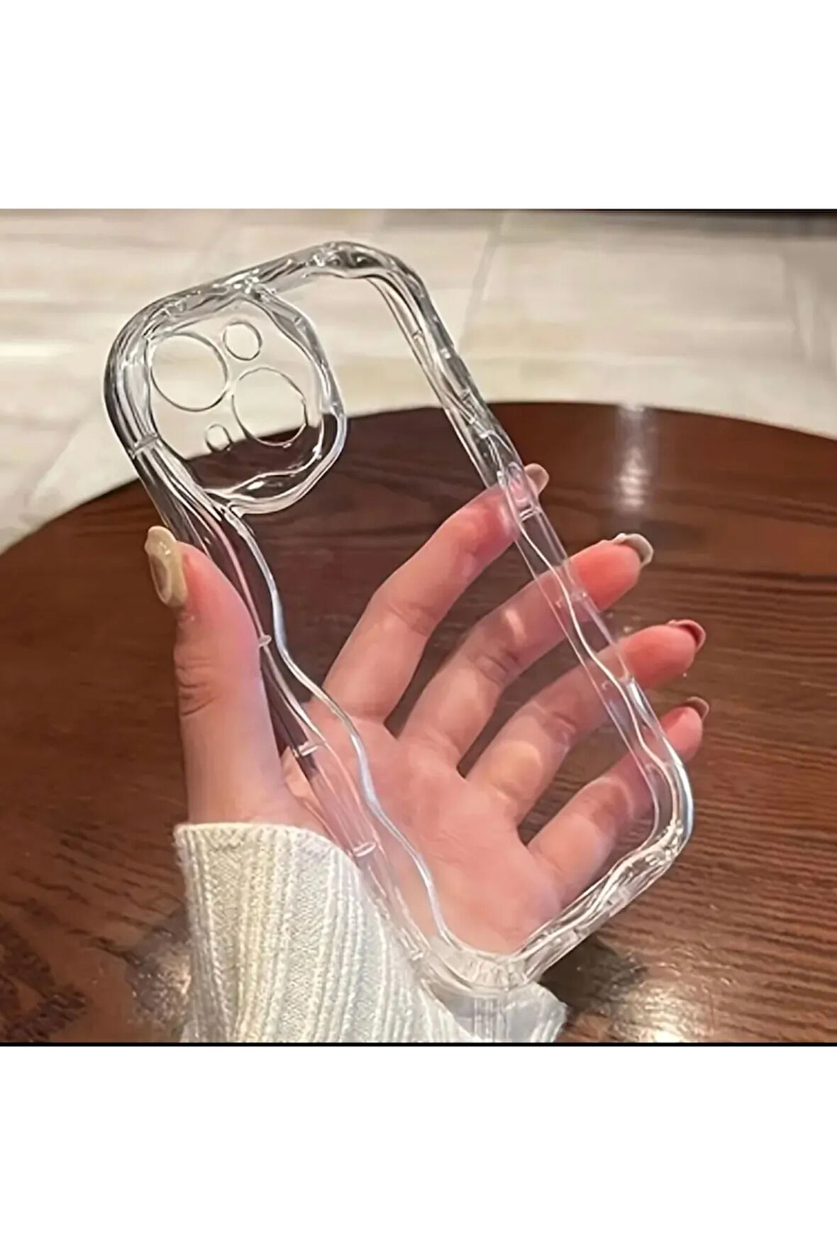 İPHONE 16 UYUMLU ŞEFFAF KENARLARI DALGALI KABARIK KAMERA KORUMALI SİLİKON KILIF