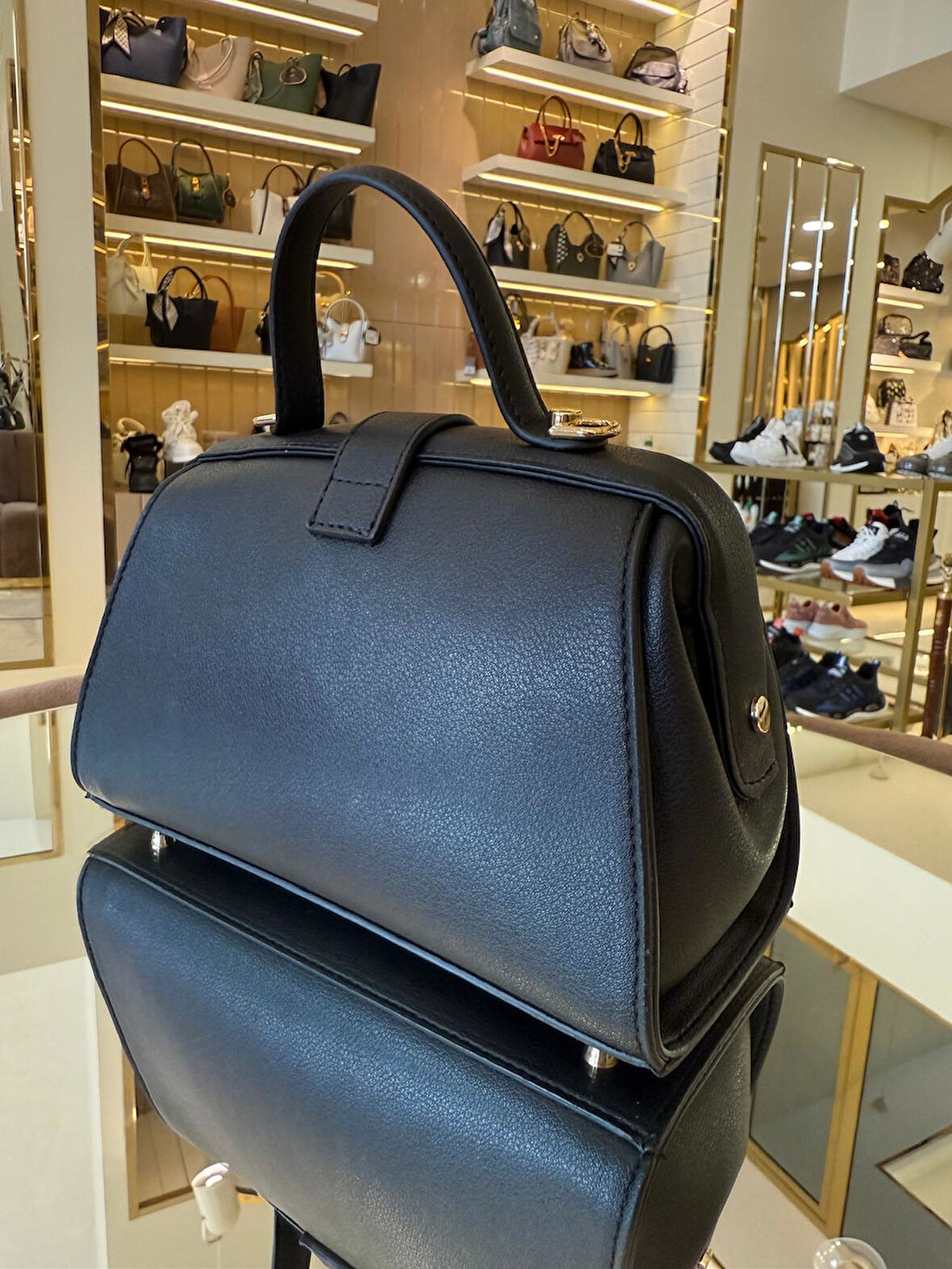 İthal Balık Ağzı Model Kadın Çanta