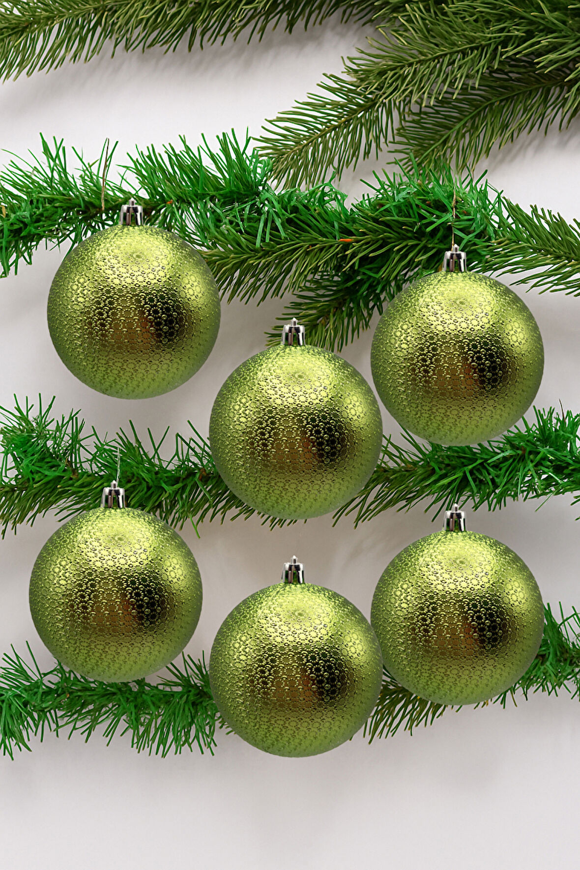 Waldern Yılbaşı Çam Ağacı Süsü Yeşil 8 Cm Figürlü Parlak 6lı Cici Top