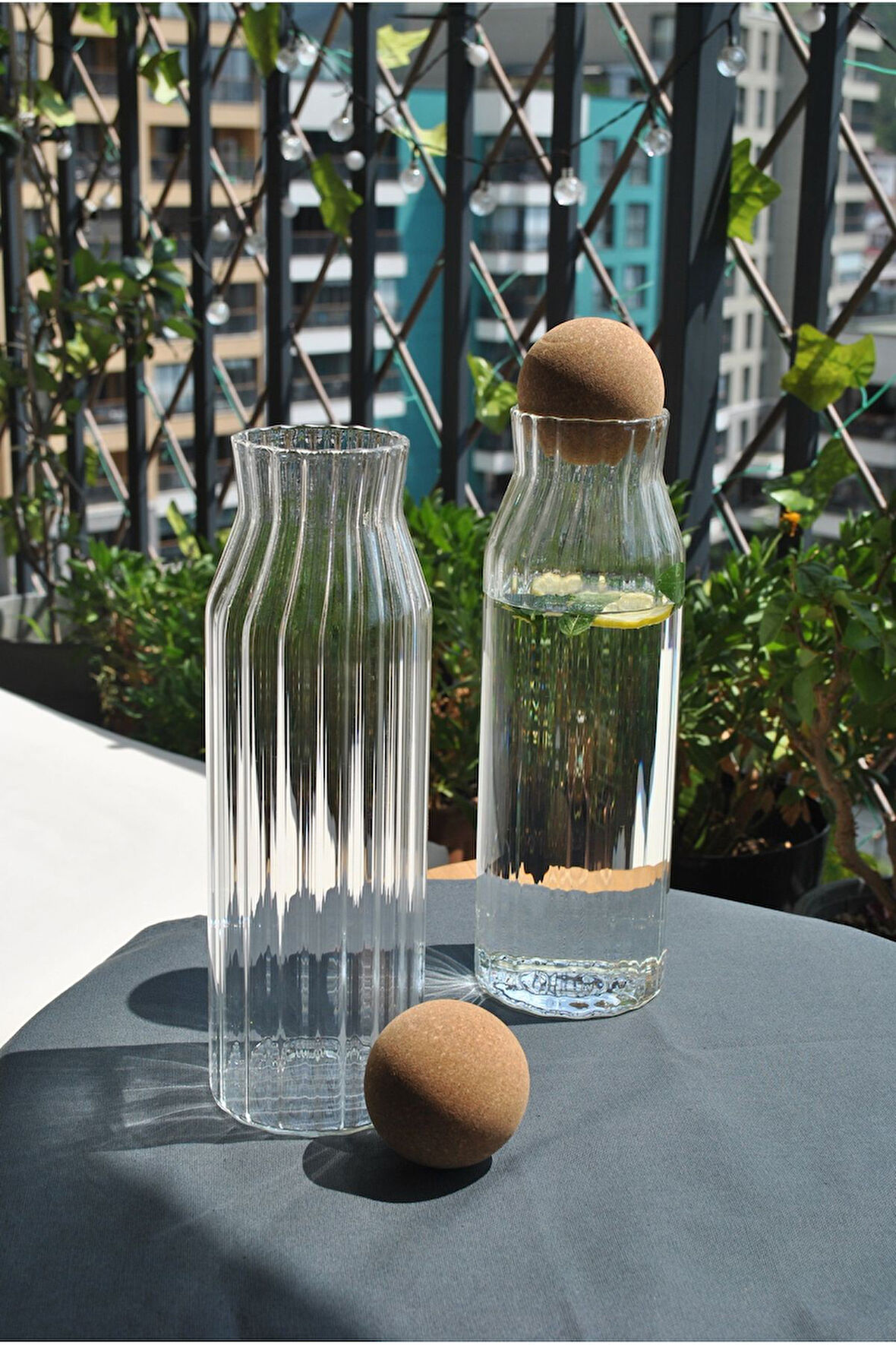 Top Mantar Kapaklı Cam Su Şişesi Sürahi Karaf 1080 Ml- 2 Adet