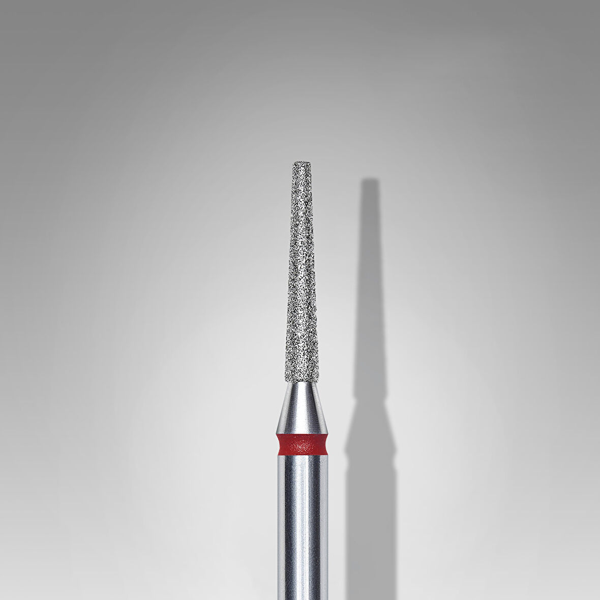 Staleks Elmas Manikür Freze Ucu Küt Uçlu Konik Model Kırmızı 010 FA70R016-10