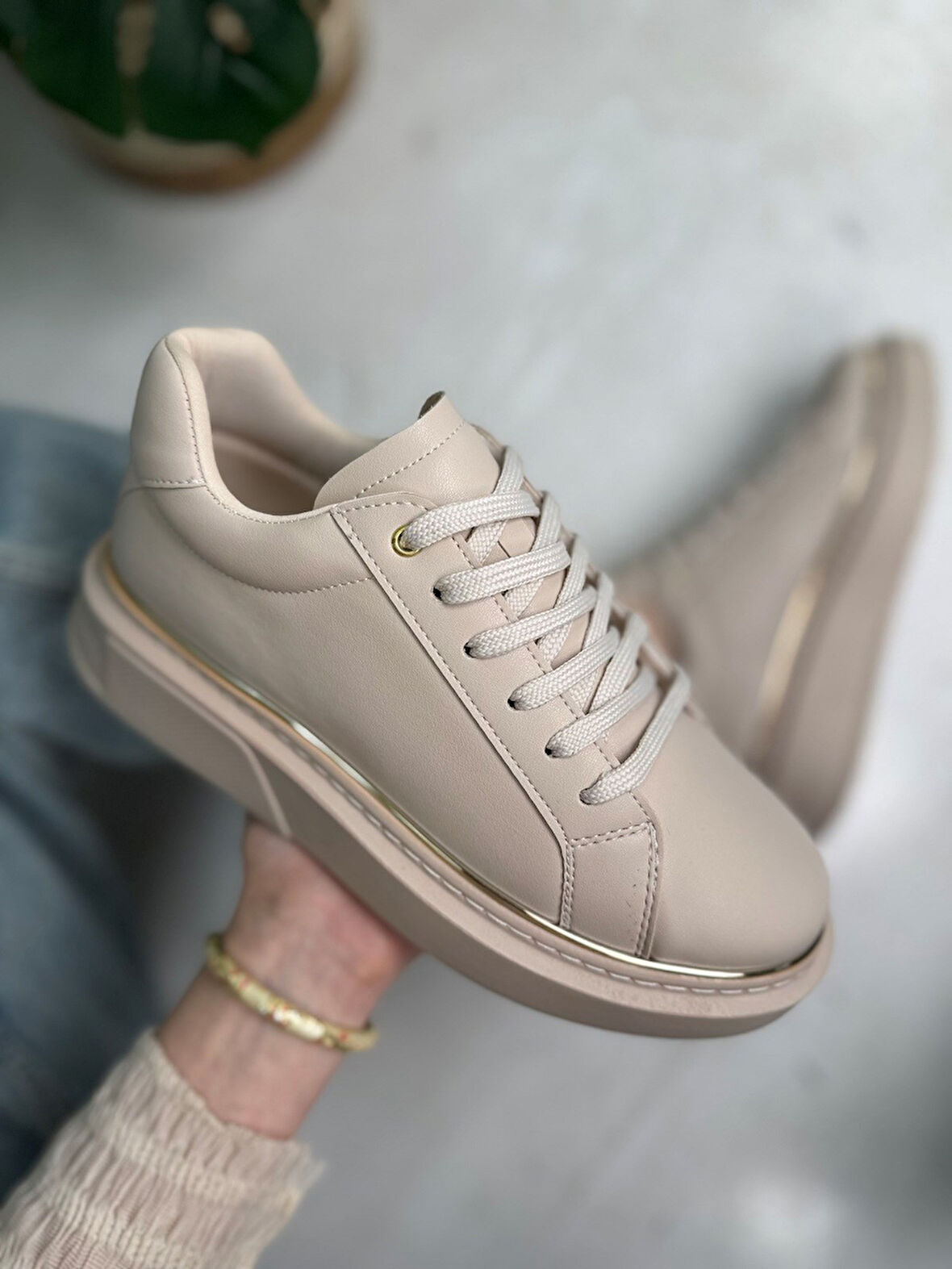 Günlük Kadın Spor Ayakkabı Bağcıklı Hafif Kalın Yüksek Taban Yürüyüş Sneaker 2135